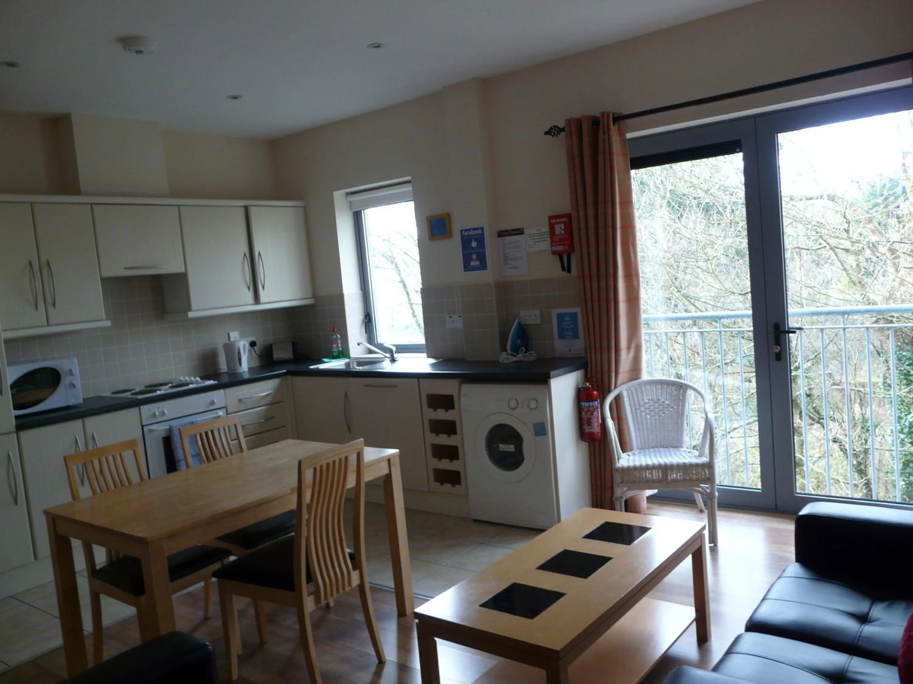 The Courtyard Apartments