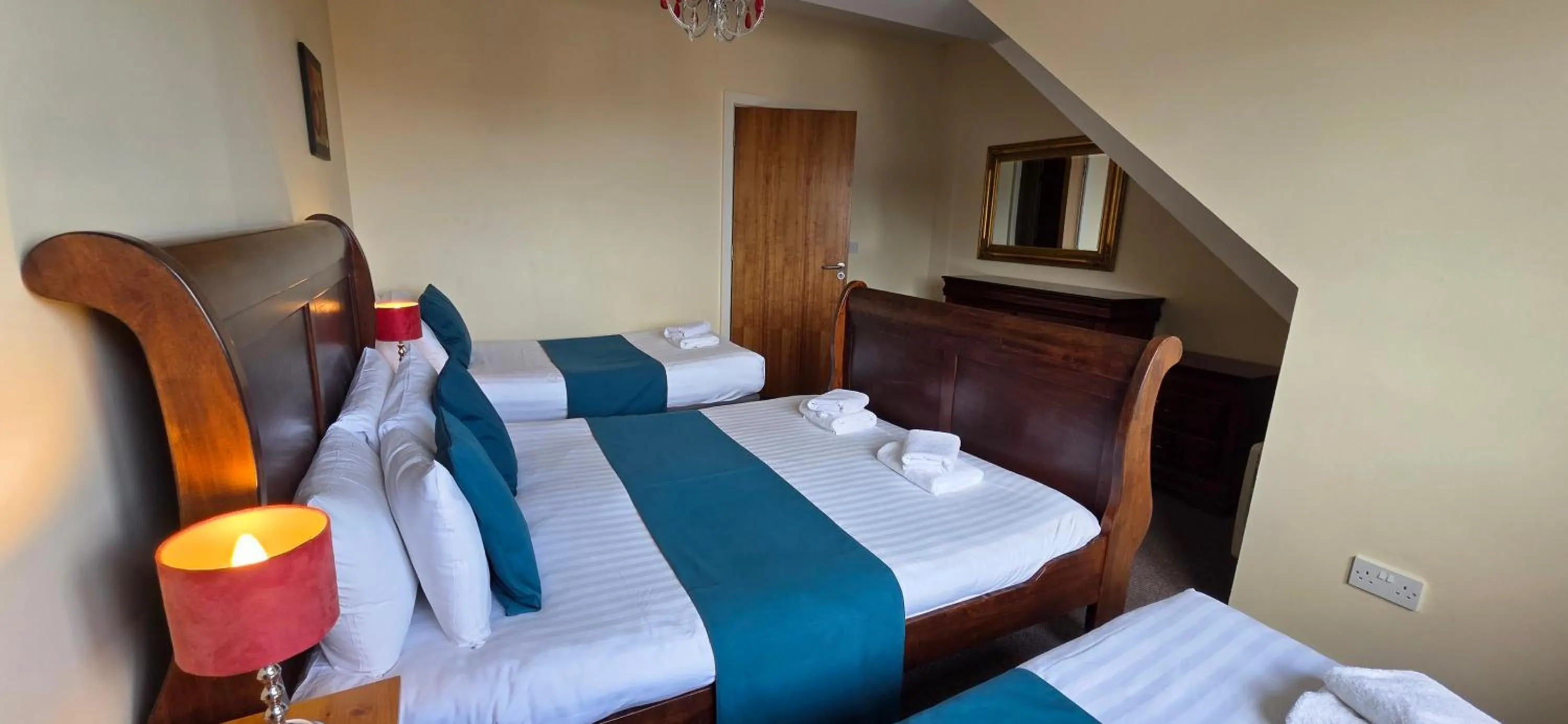 Bed in The Courtyard Apartments