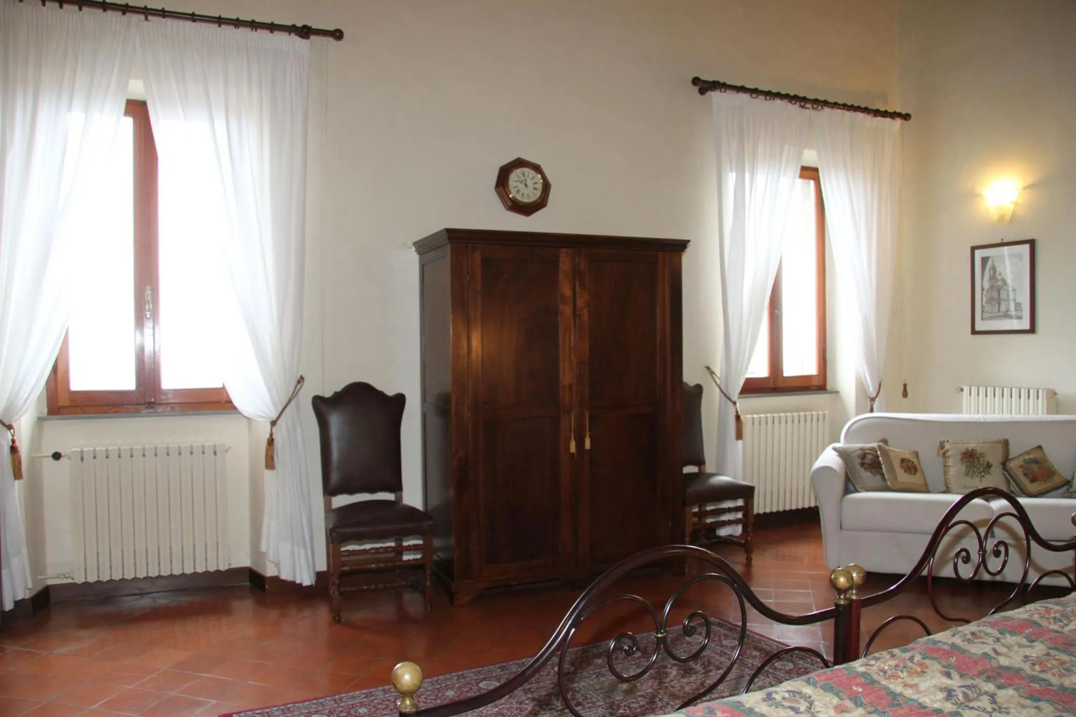 Day, Bed in B&B L'Agnolo Di Caroti Cinzia
