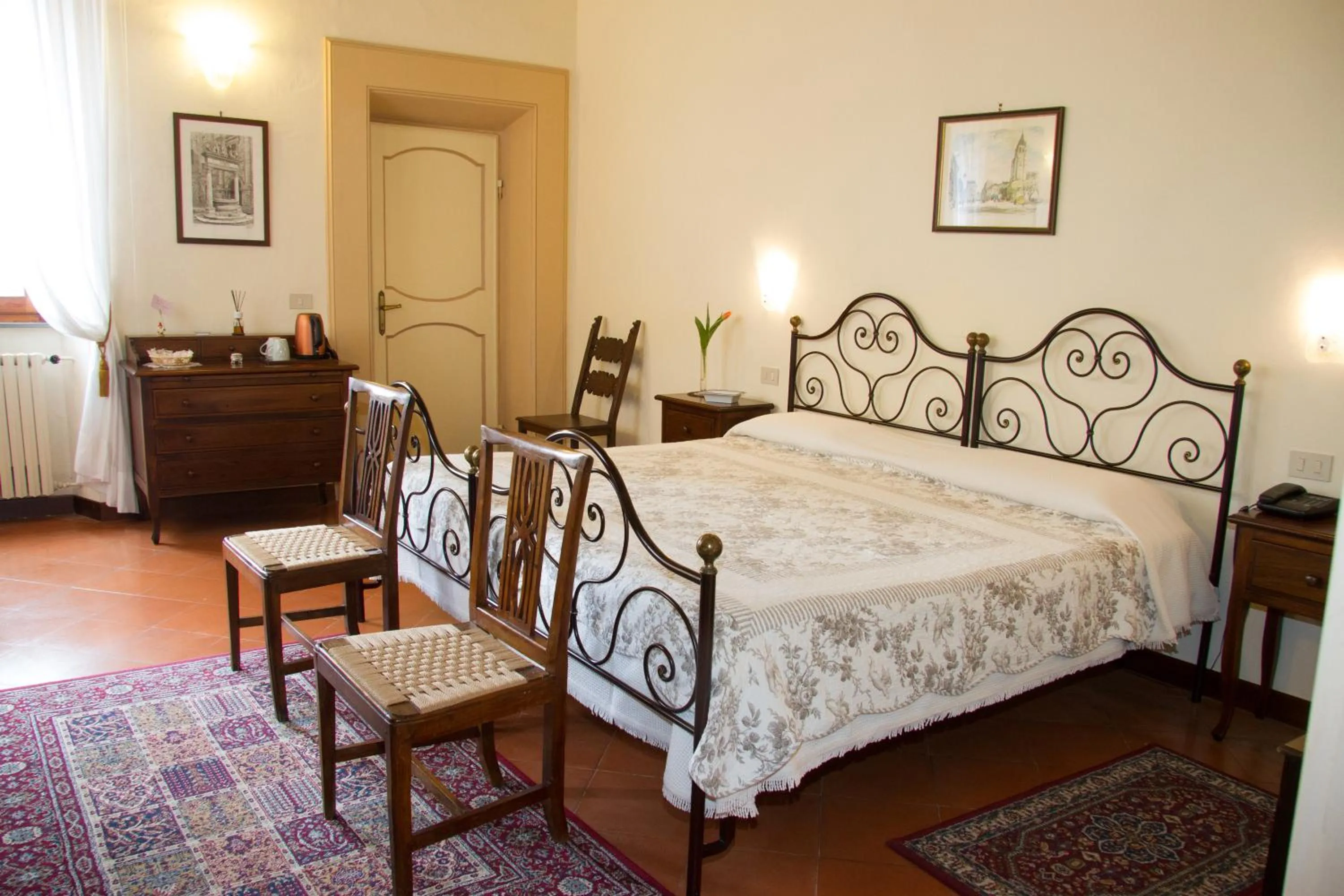 Day, Bed in B&B L'Agnolo Di Caroti Cinzia