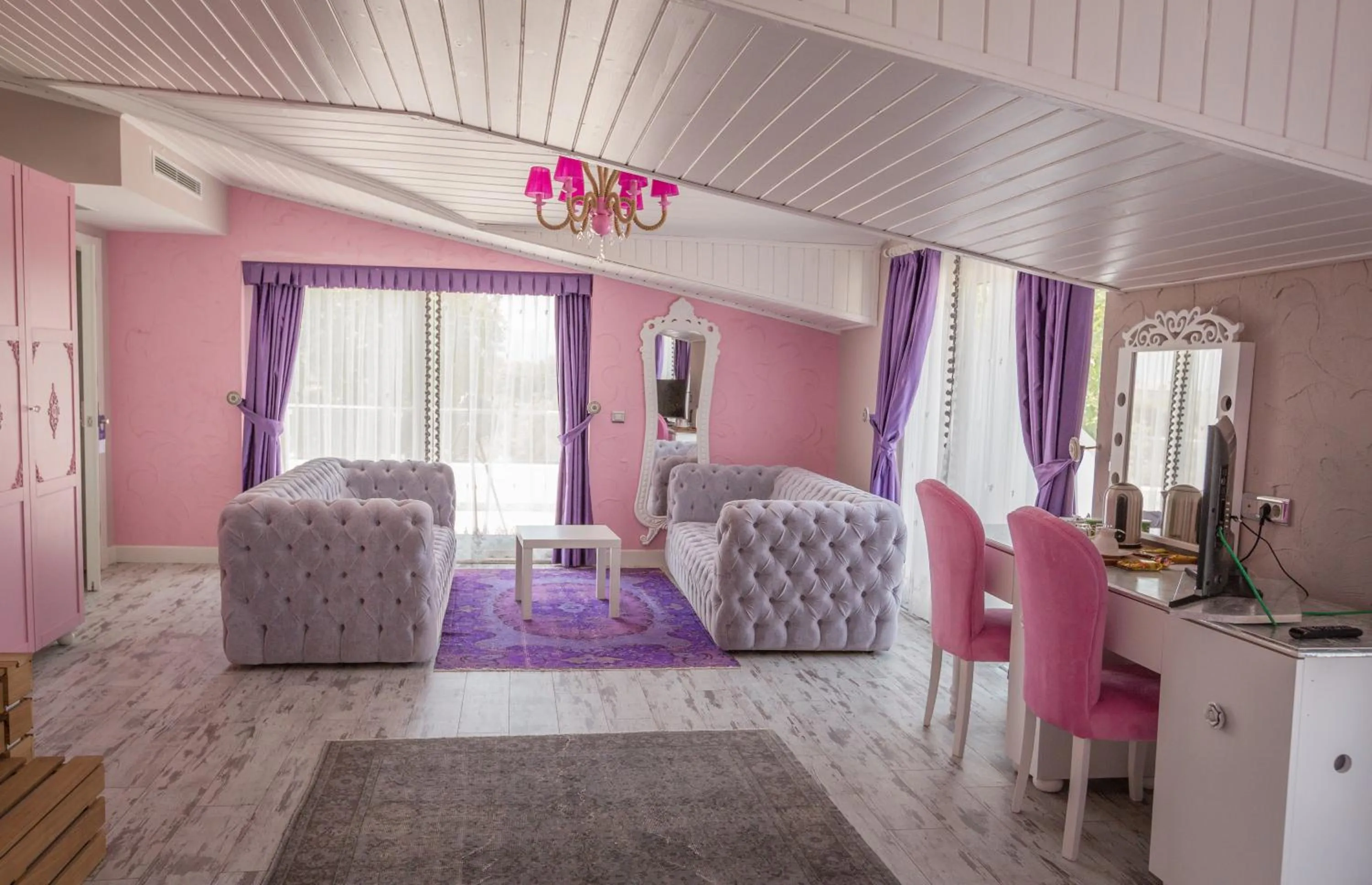 Day in Limnades Hotel İznik