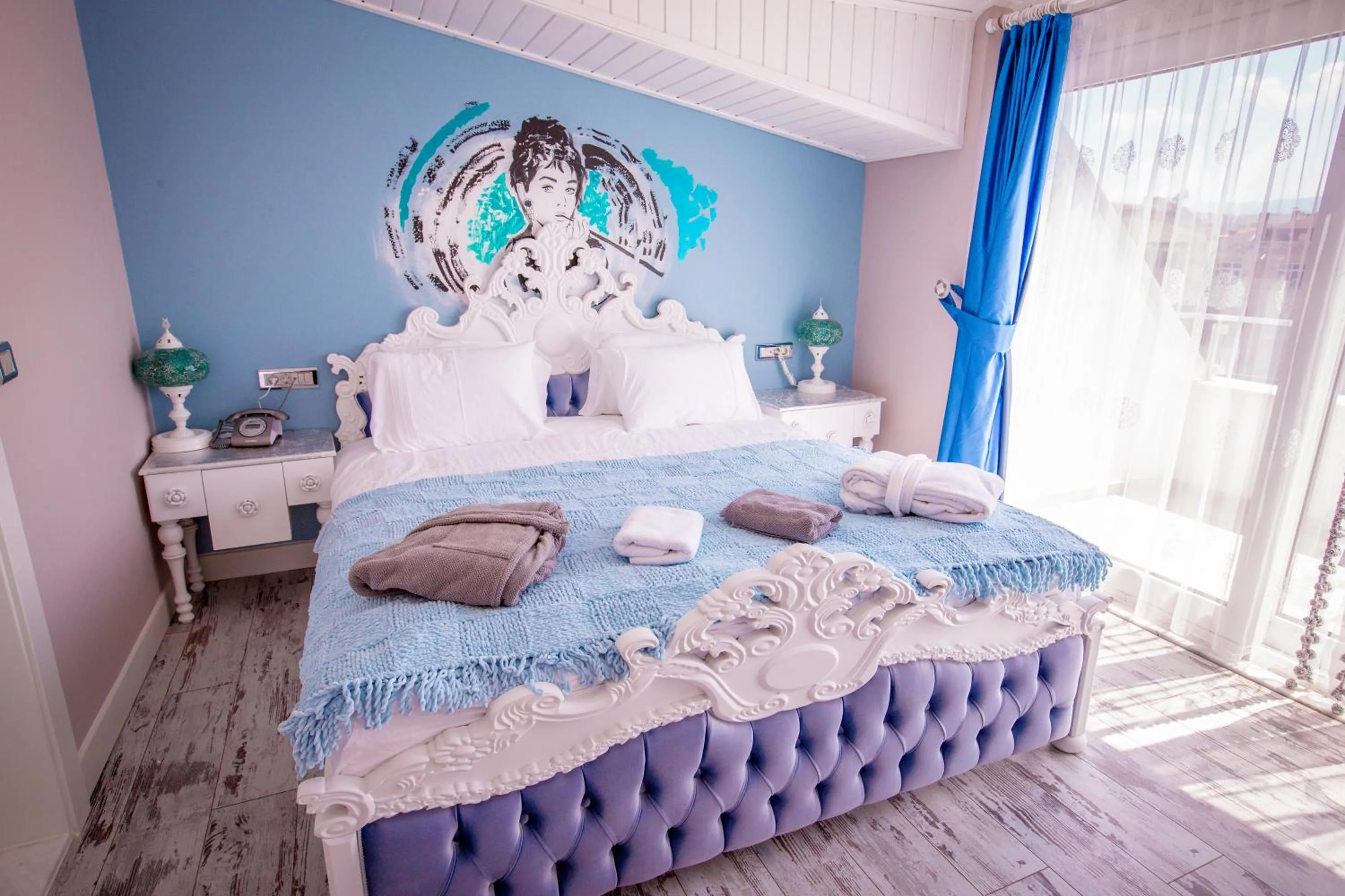 Bedroom, Bed in Limnades Hotel İznik