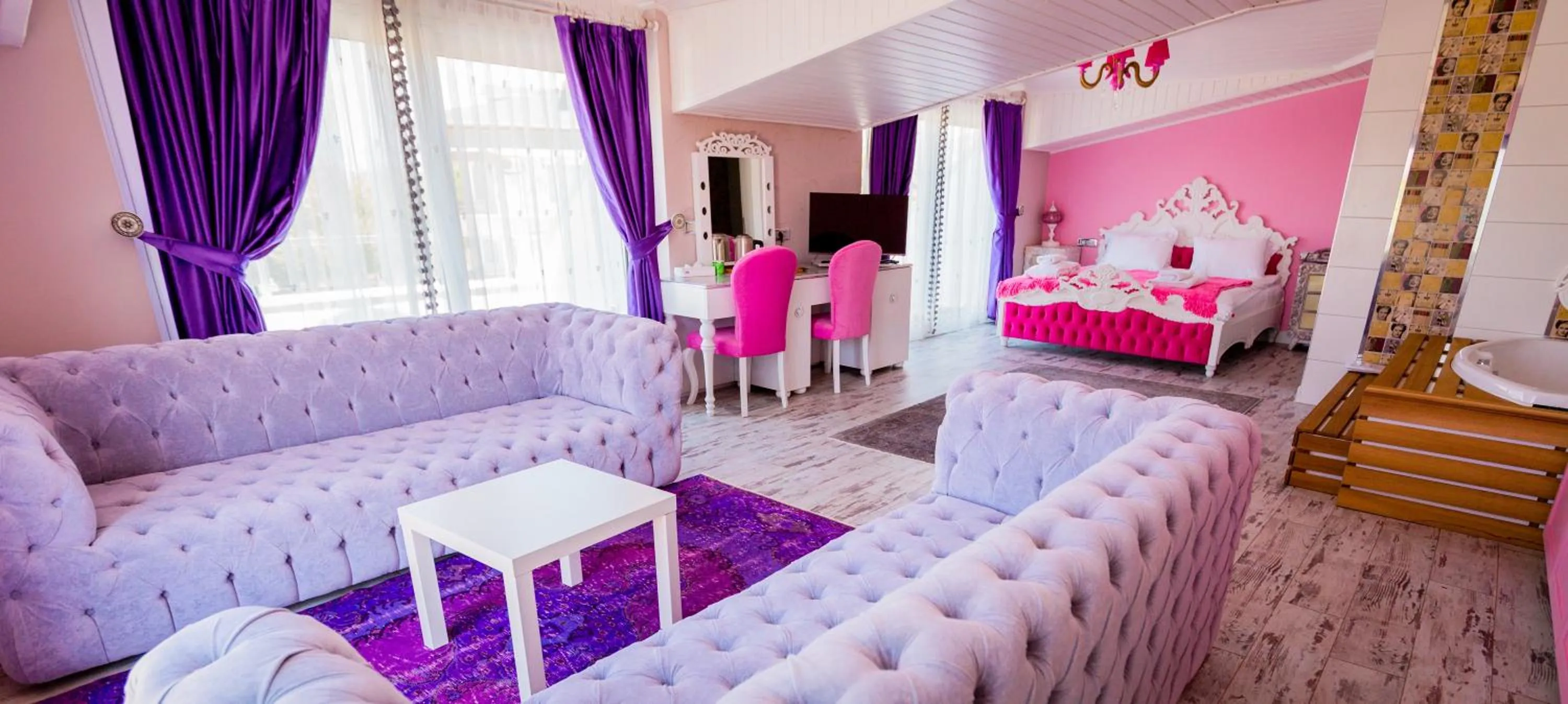 Photo of the whole room, Bed in Limnades Hotel İznik