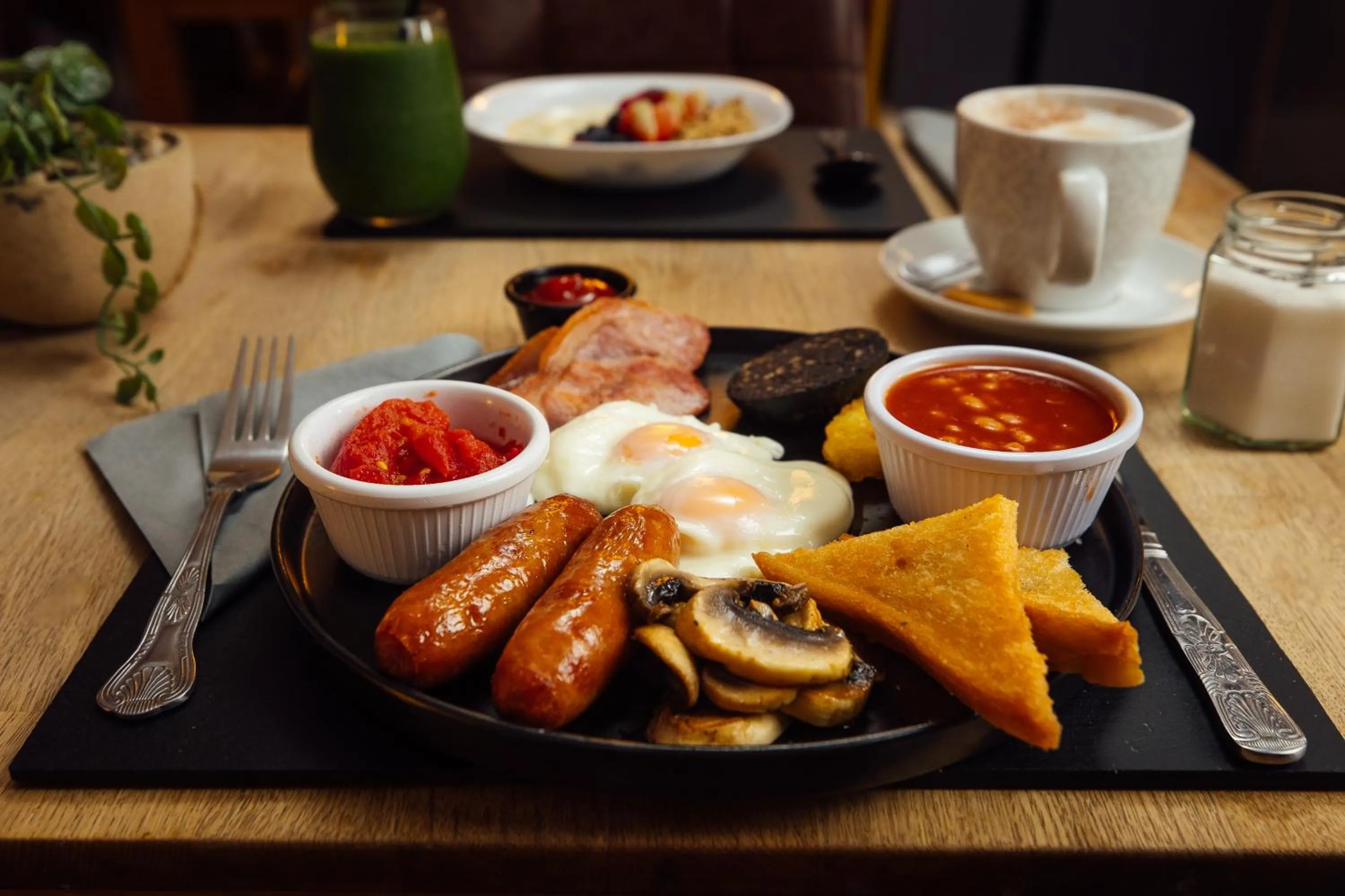 Food and drinks in The Dolphin Hotel & Restaurant