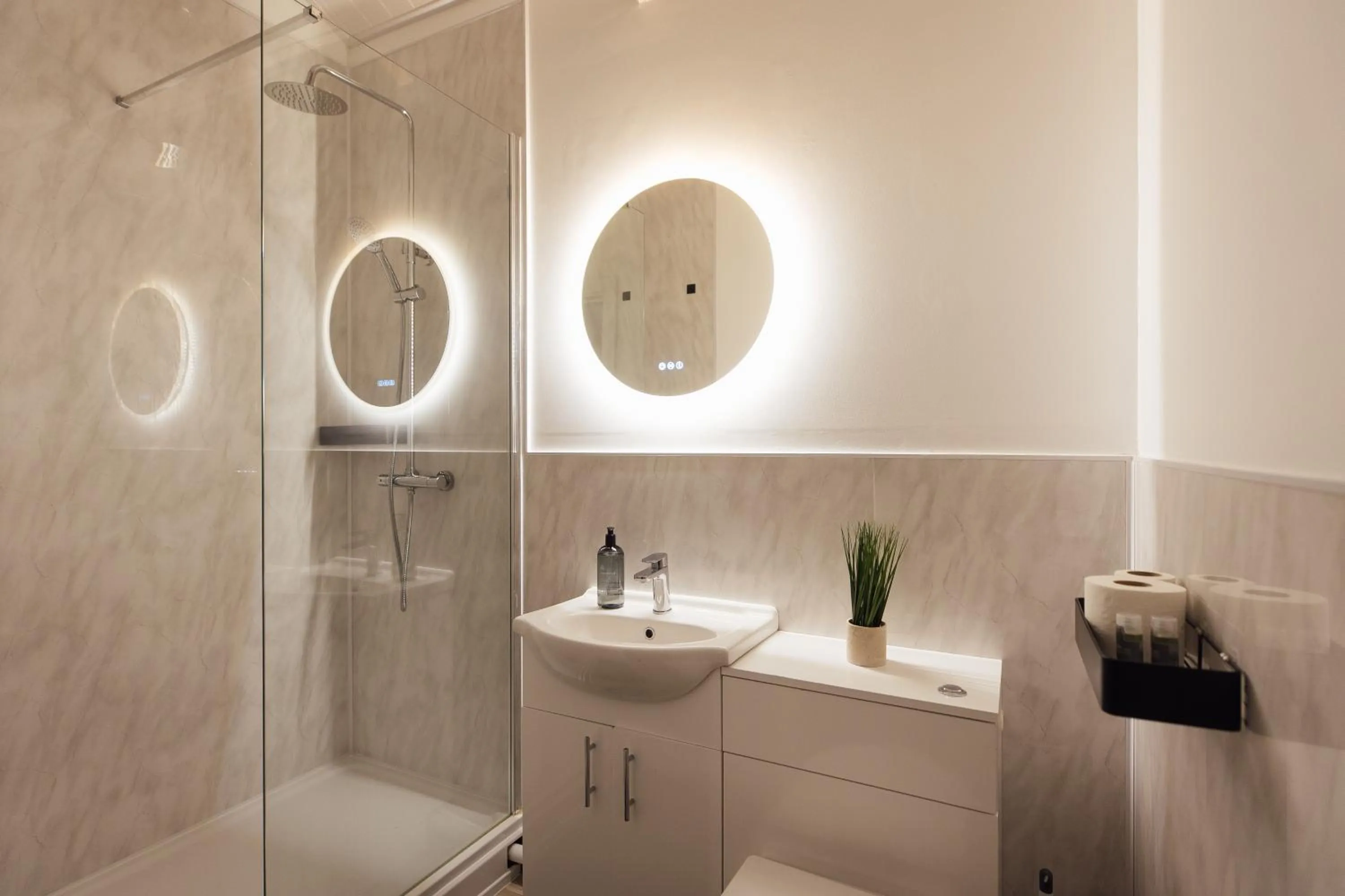 The Dolphin Hotel & Restaurant