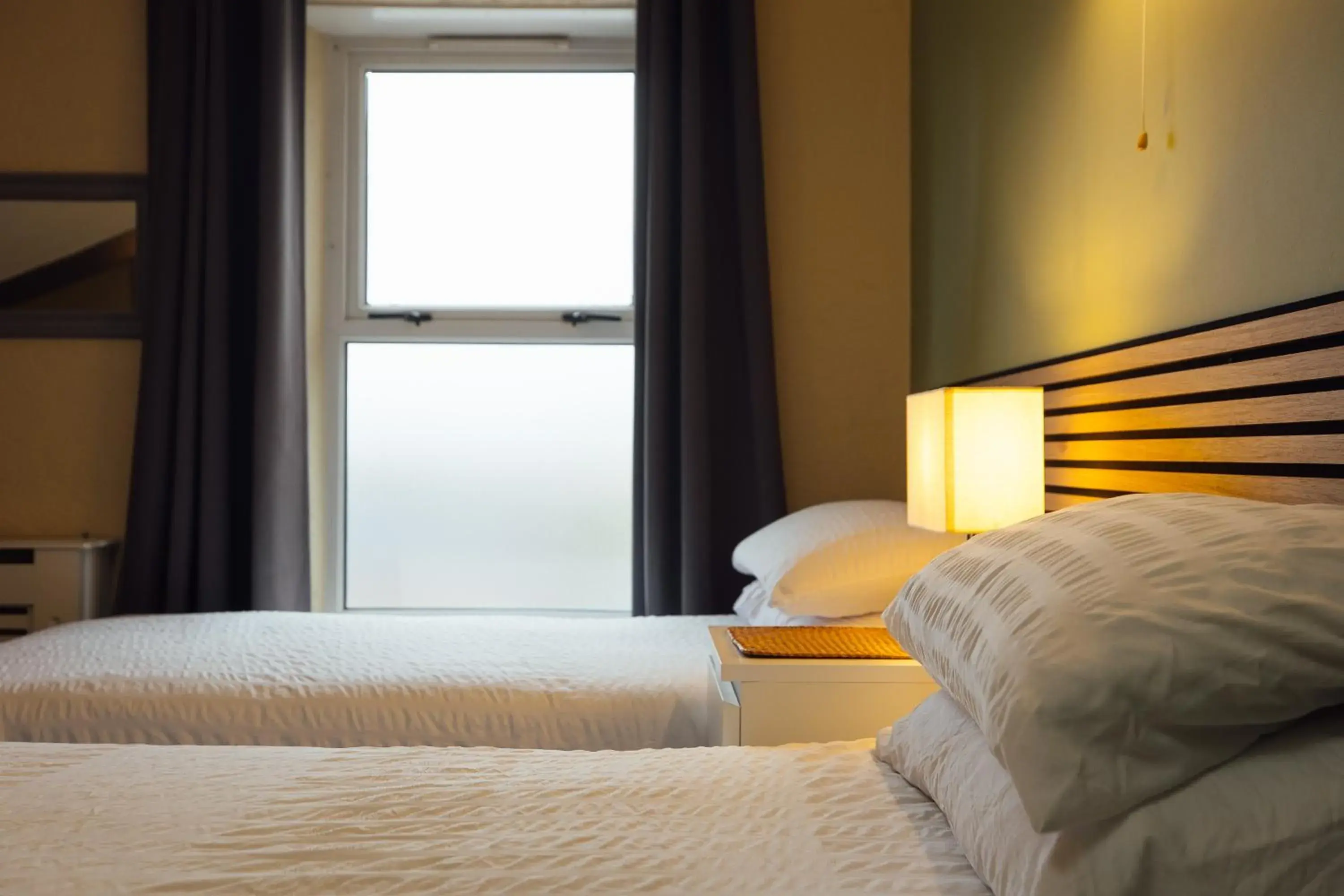 Standard Twin Room in The Dolphin Hotel & Restaurant Standard Twin Room in The Dolphin Hotel & Restaurant