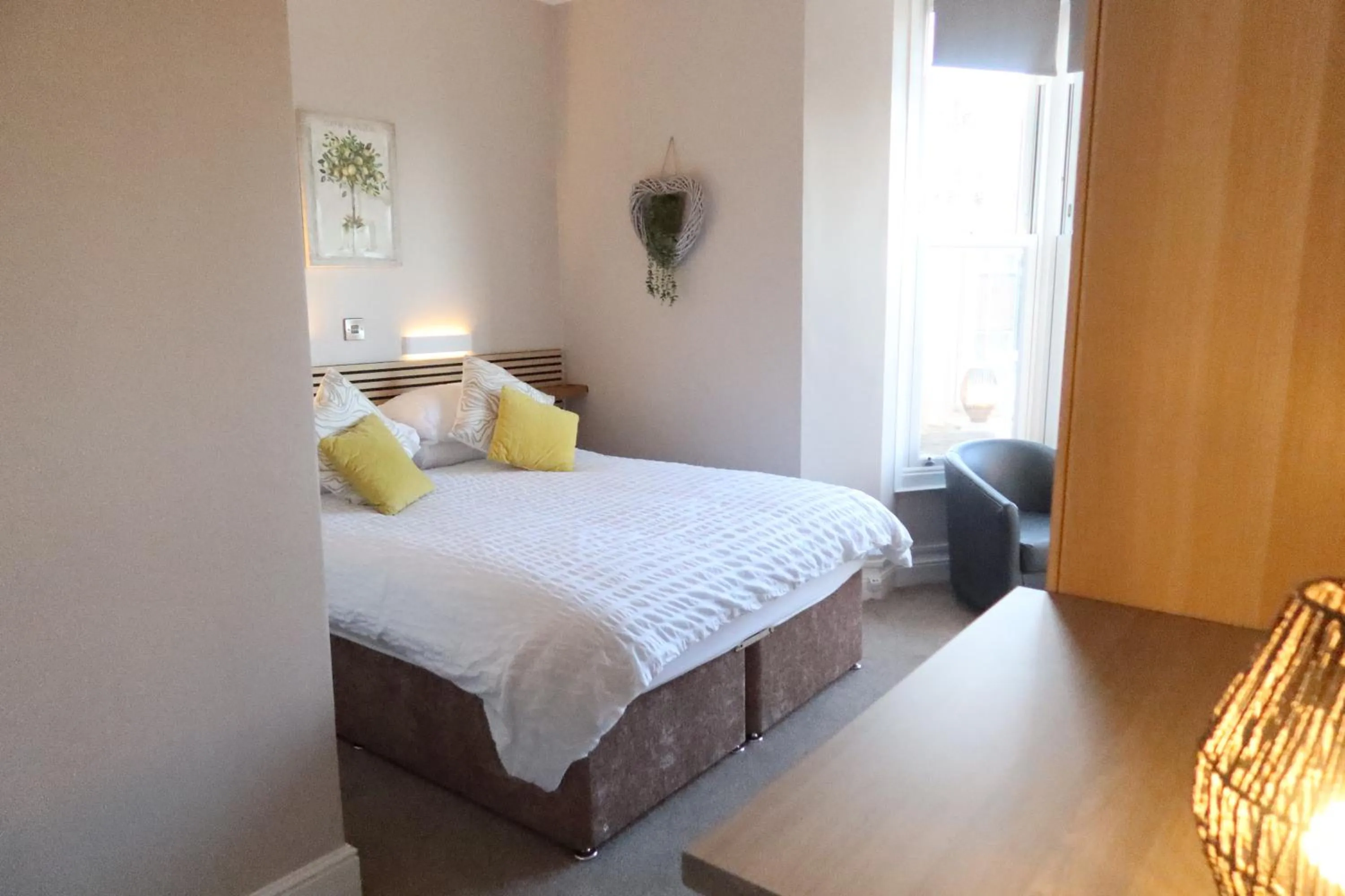 Bed in The Dolphin Hotel & Restaurant