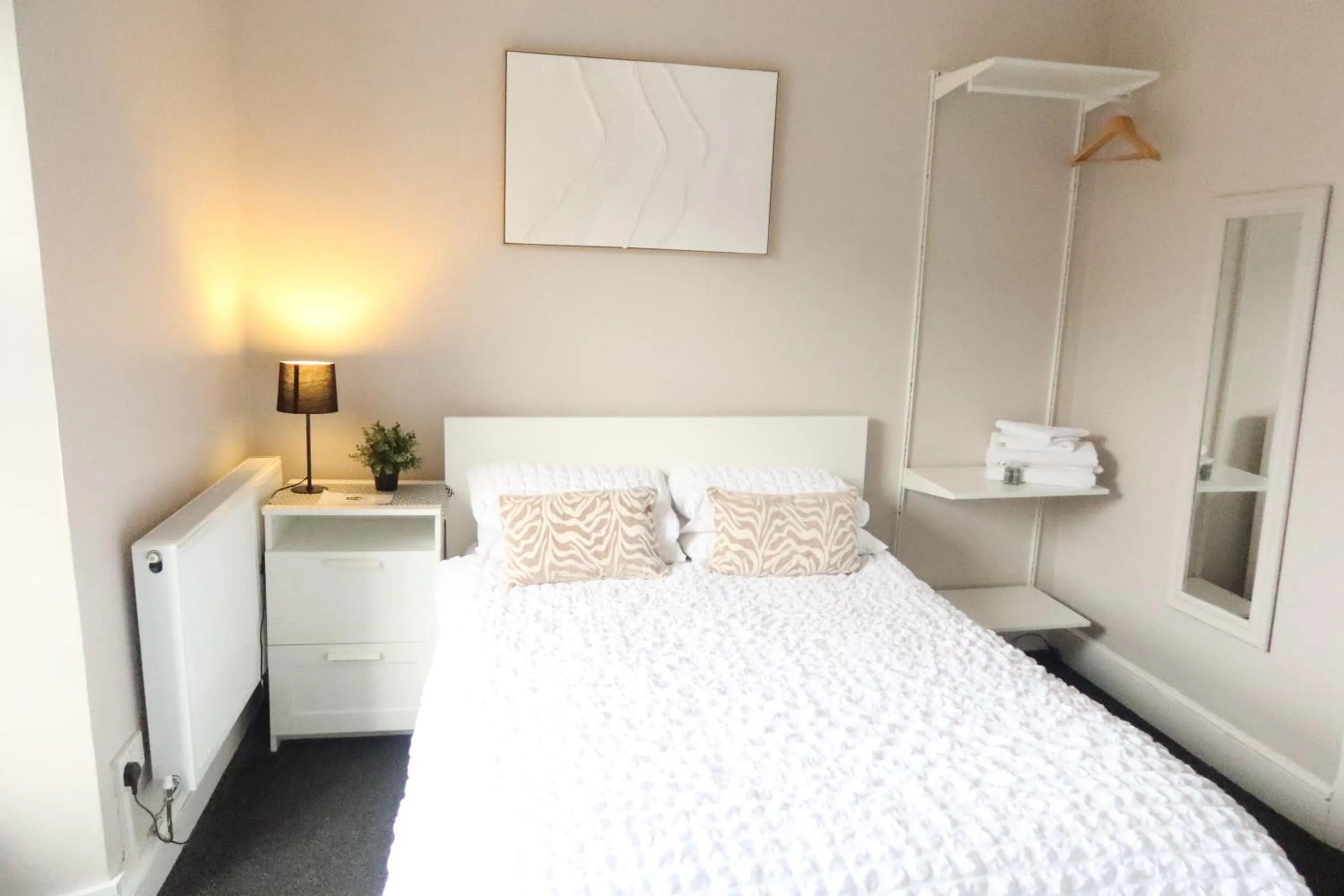 Bed in The Dolphin Hotel & Restaurant