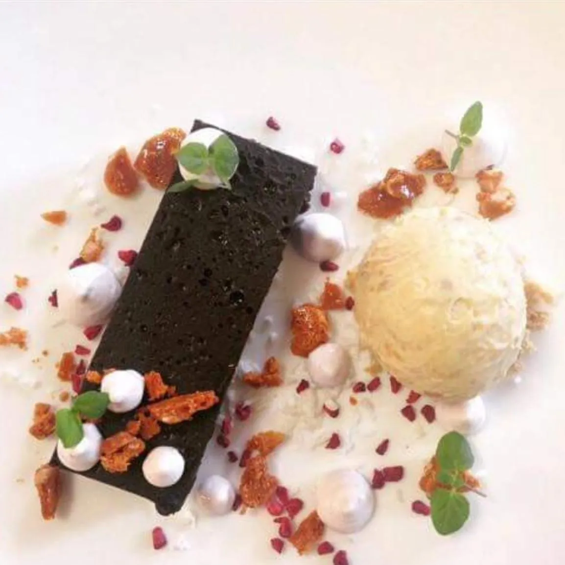 Food close-up in The White Horse