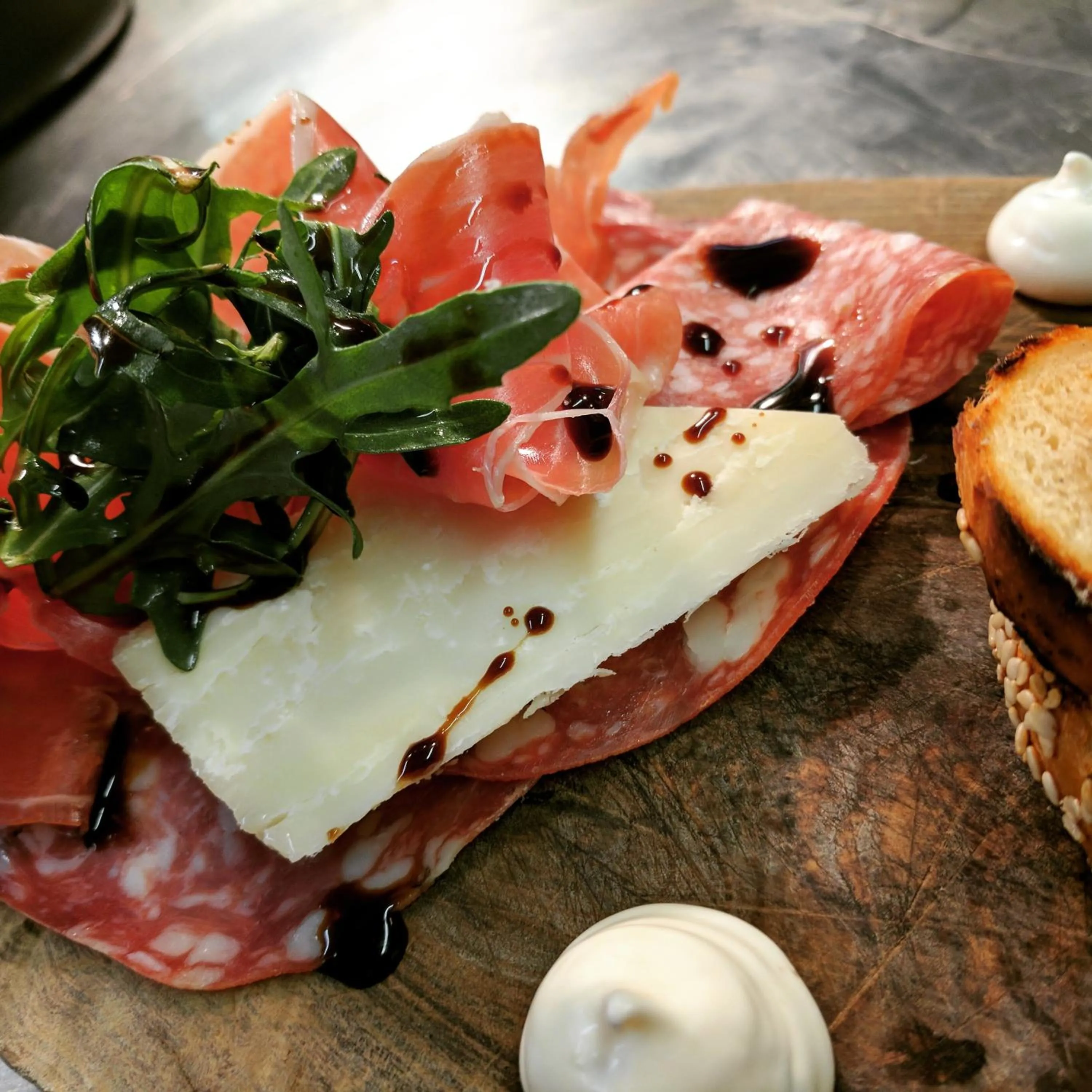 Lunch in The White Horse