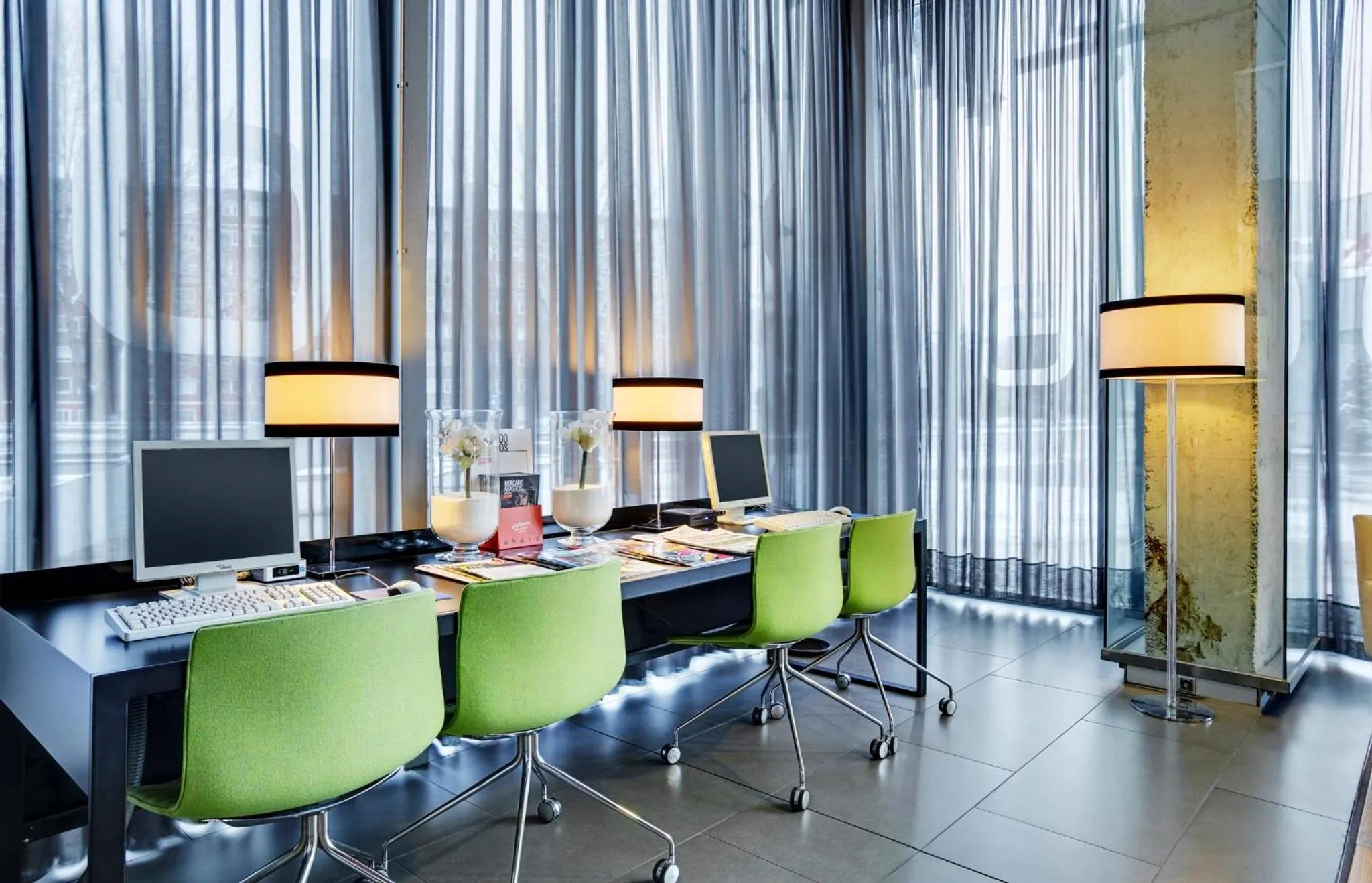 Decorative detail in Sercotel Boulevard Vitoria-Gasteiz