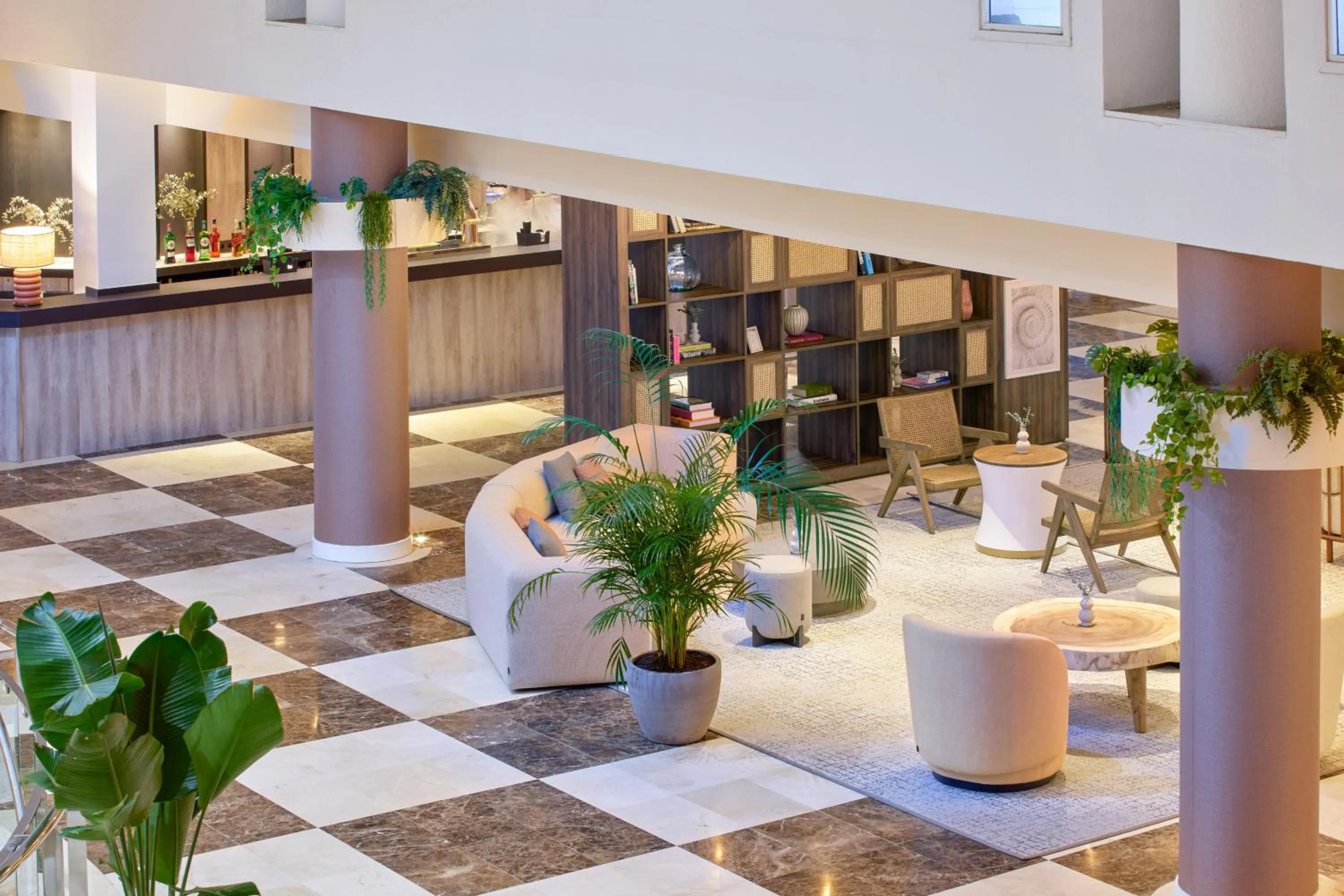 Library in Meliá La Palma