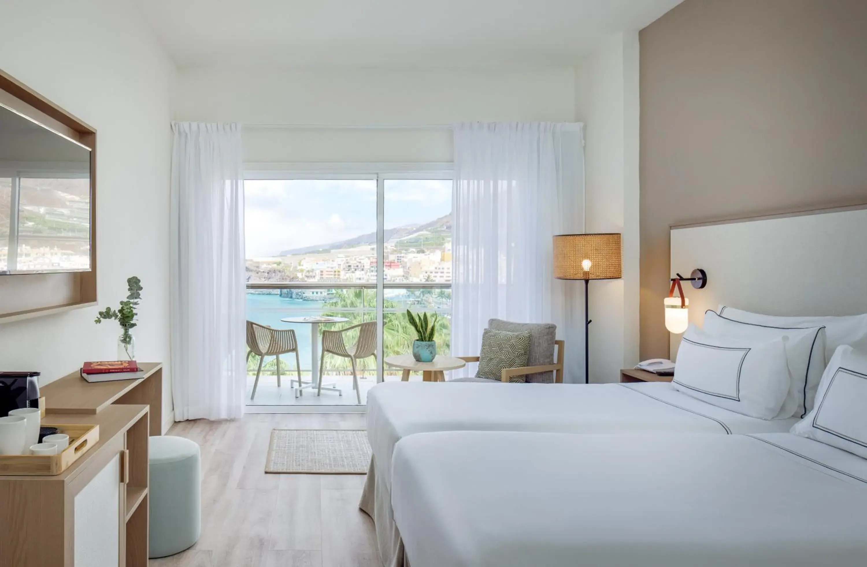 Bedroom, Bed in Meliá La Palma Bedroom, Bed in Meliá La Palma