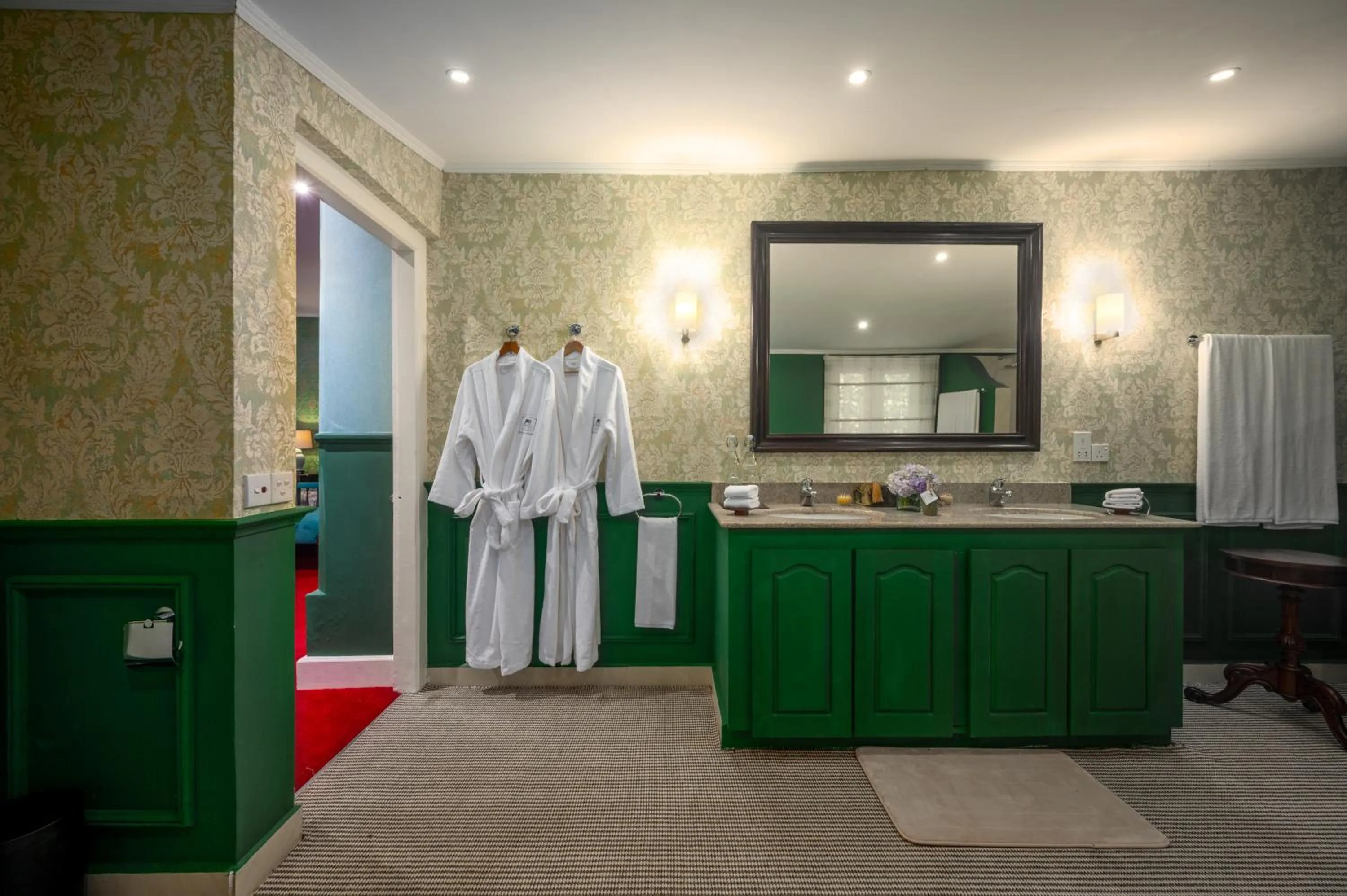 Bathroom in Hill Rise Luxury Villa & Stables by Edwards Collection - Nuwara Eliya