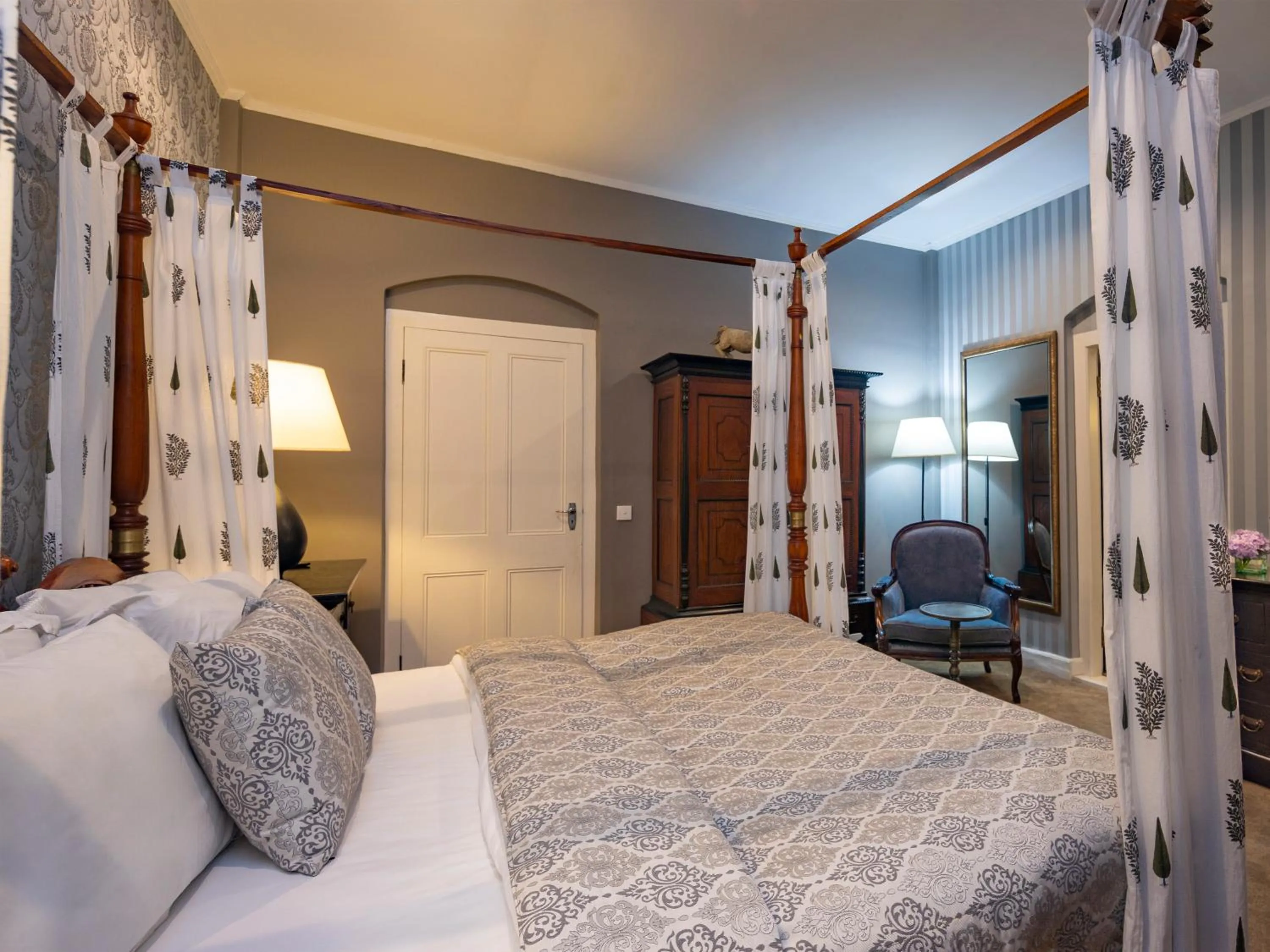 Bed in Hill Rise Luxury Villa & Stables by Edwards Collection - Nuwara Eliya