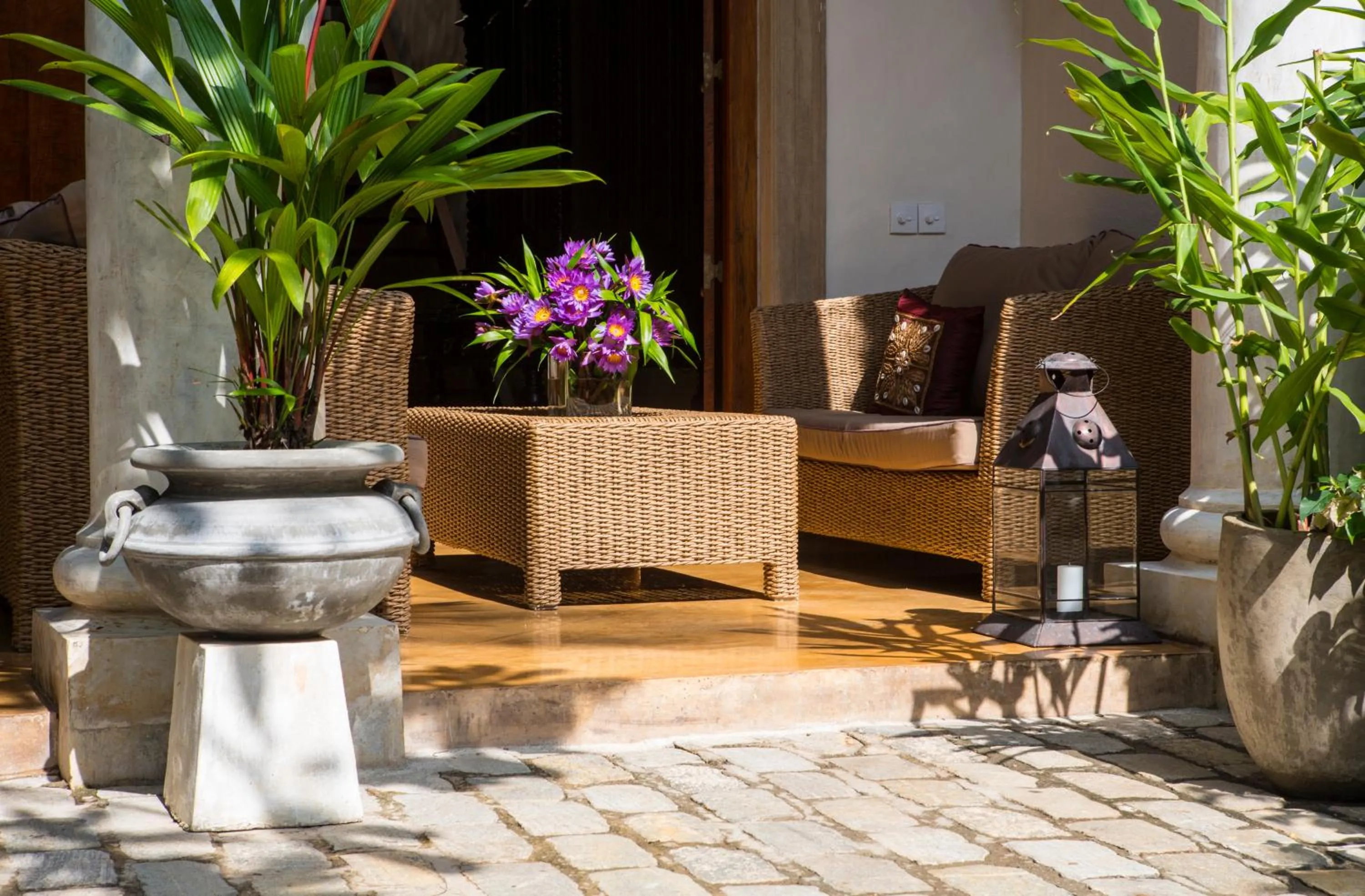 Decorative detail in Thambili House by Edwards Collection - Galle Fort