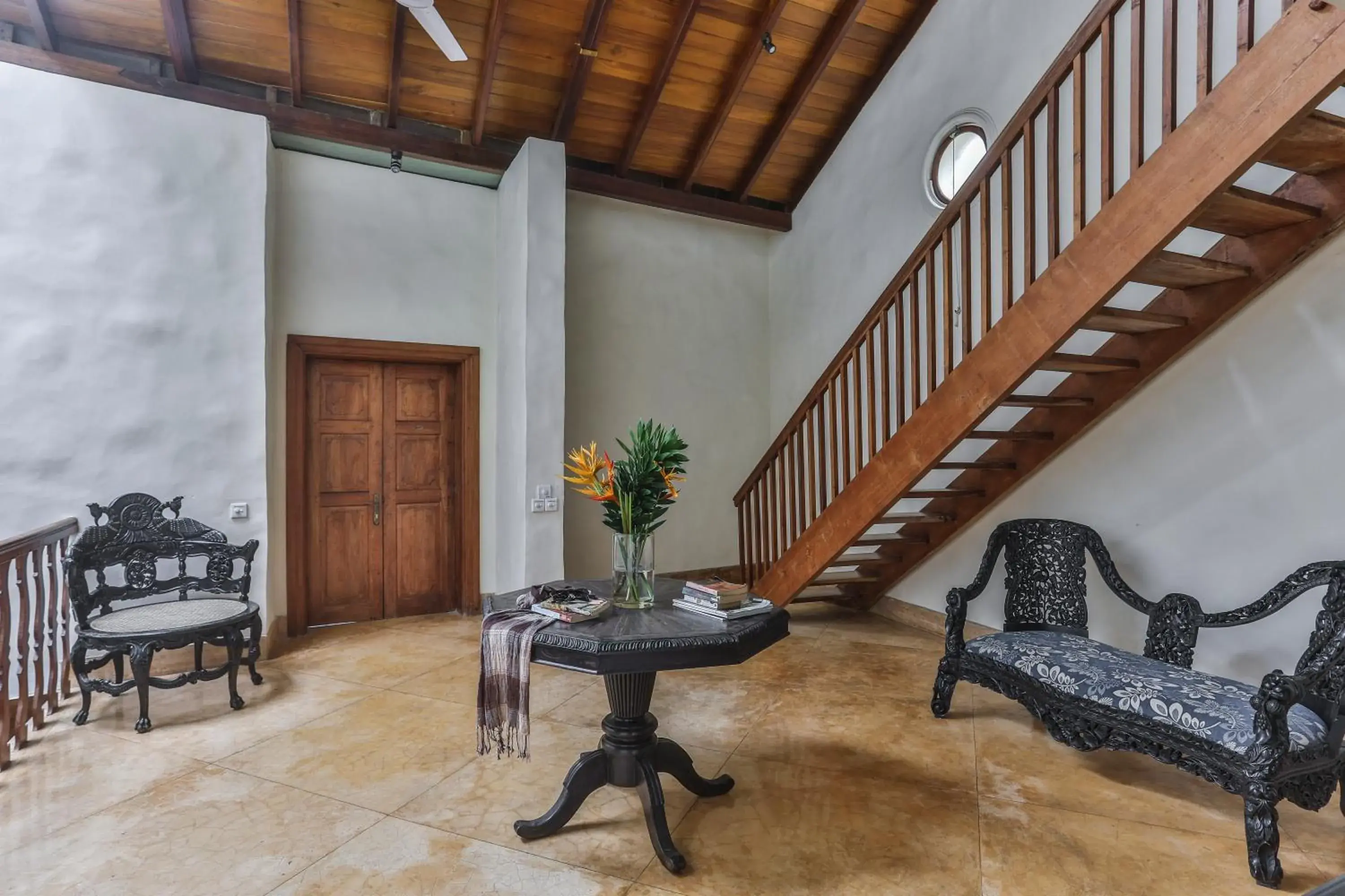 Living room in Thambili House by Edwards Collection - Galle Fort Living room in Thambili House by Edwards Collection - Galle Fort