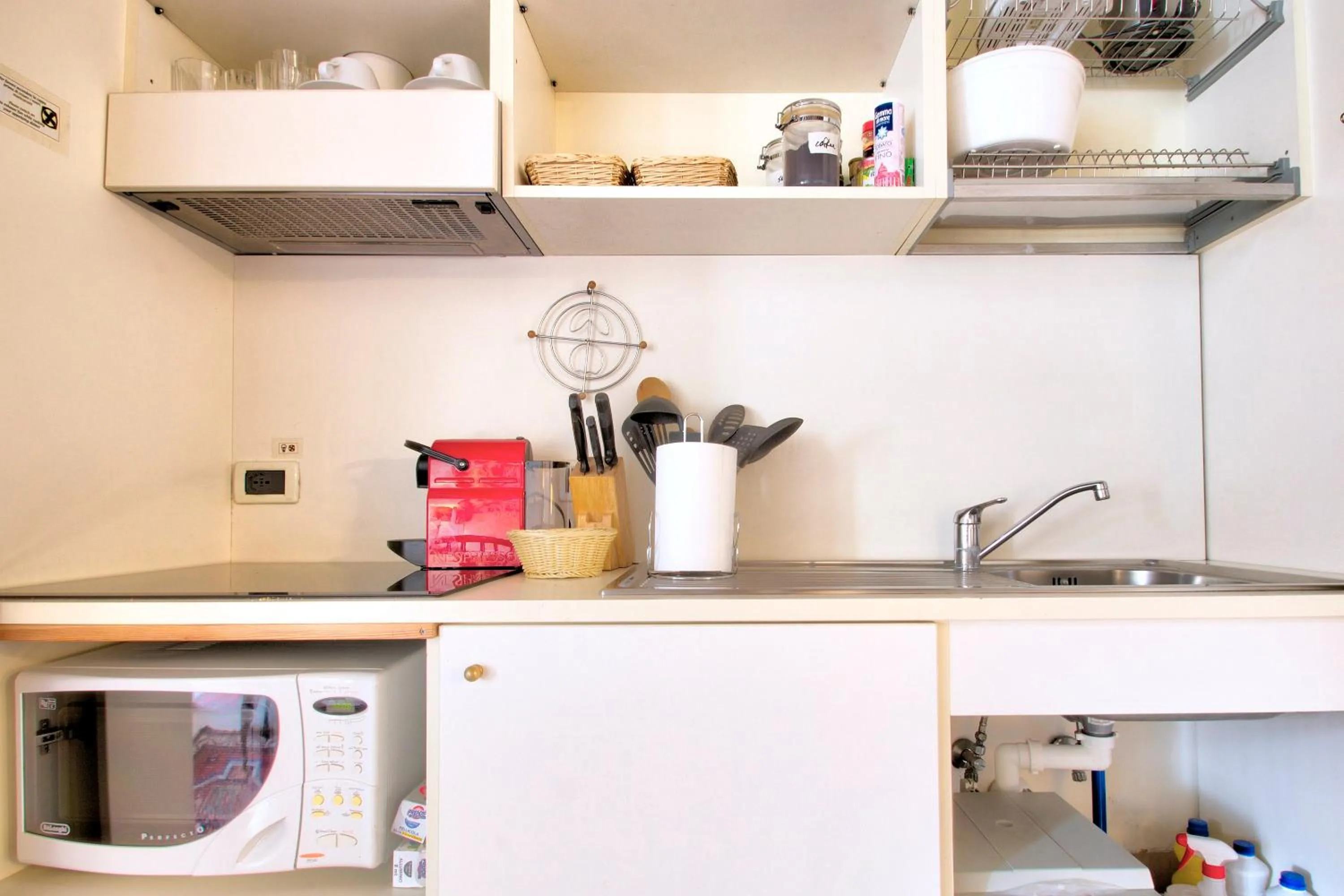 Coffee/tea facilities in TRIBUNO Grand Canal