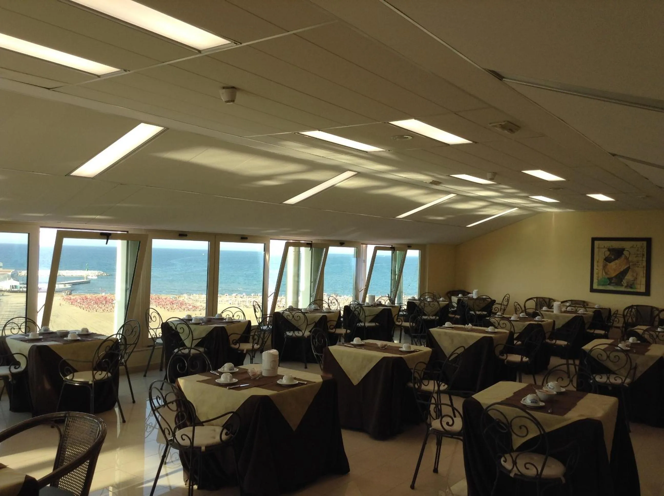 Lounge or bar in Hotel Borgo Marina