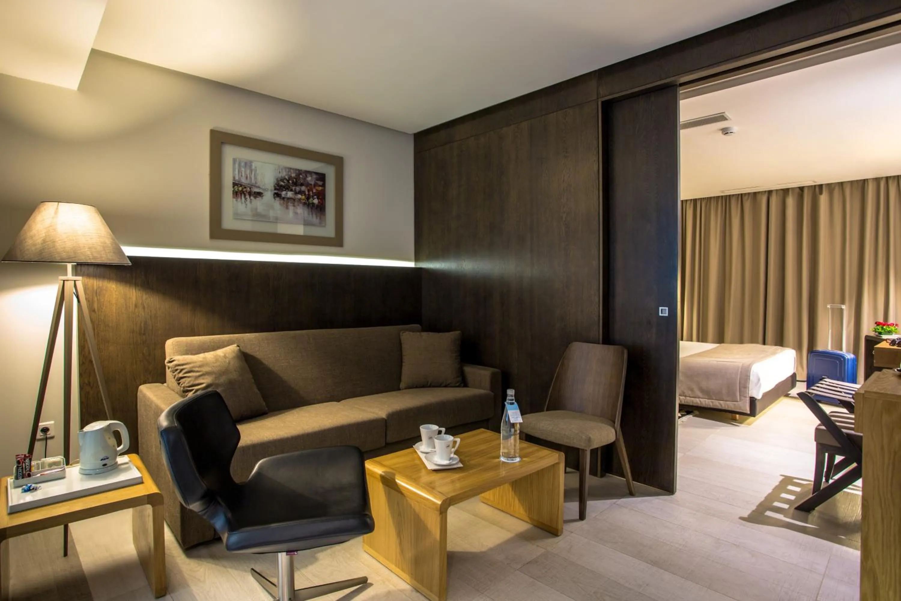 Living room, Bed in Hôtel Belvédère Fourati