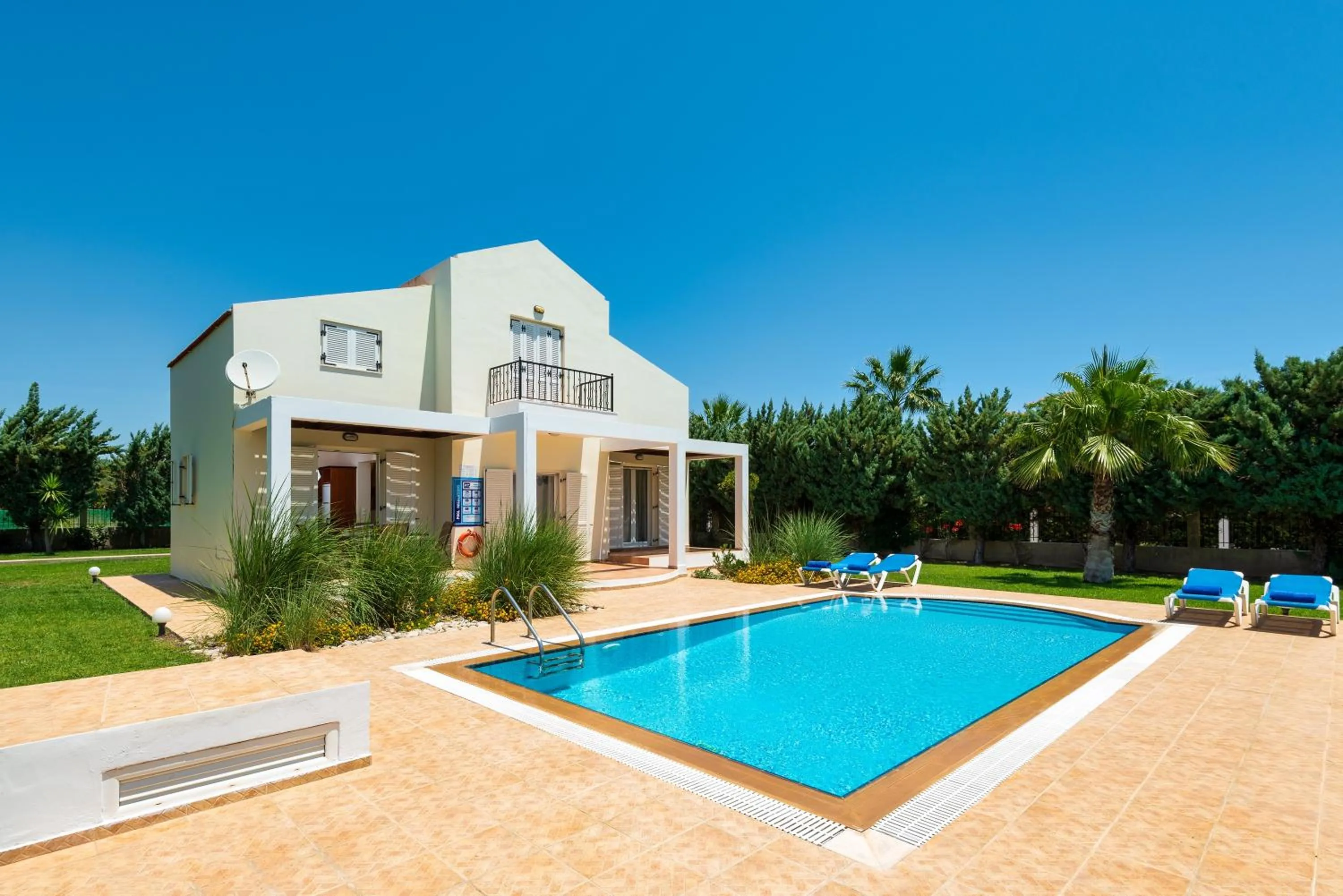 Property building in Apollo Villa