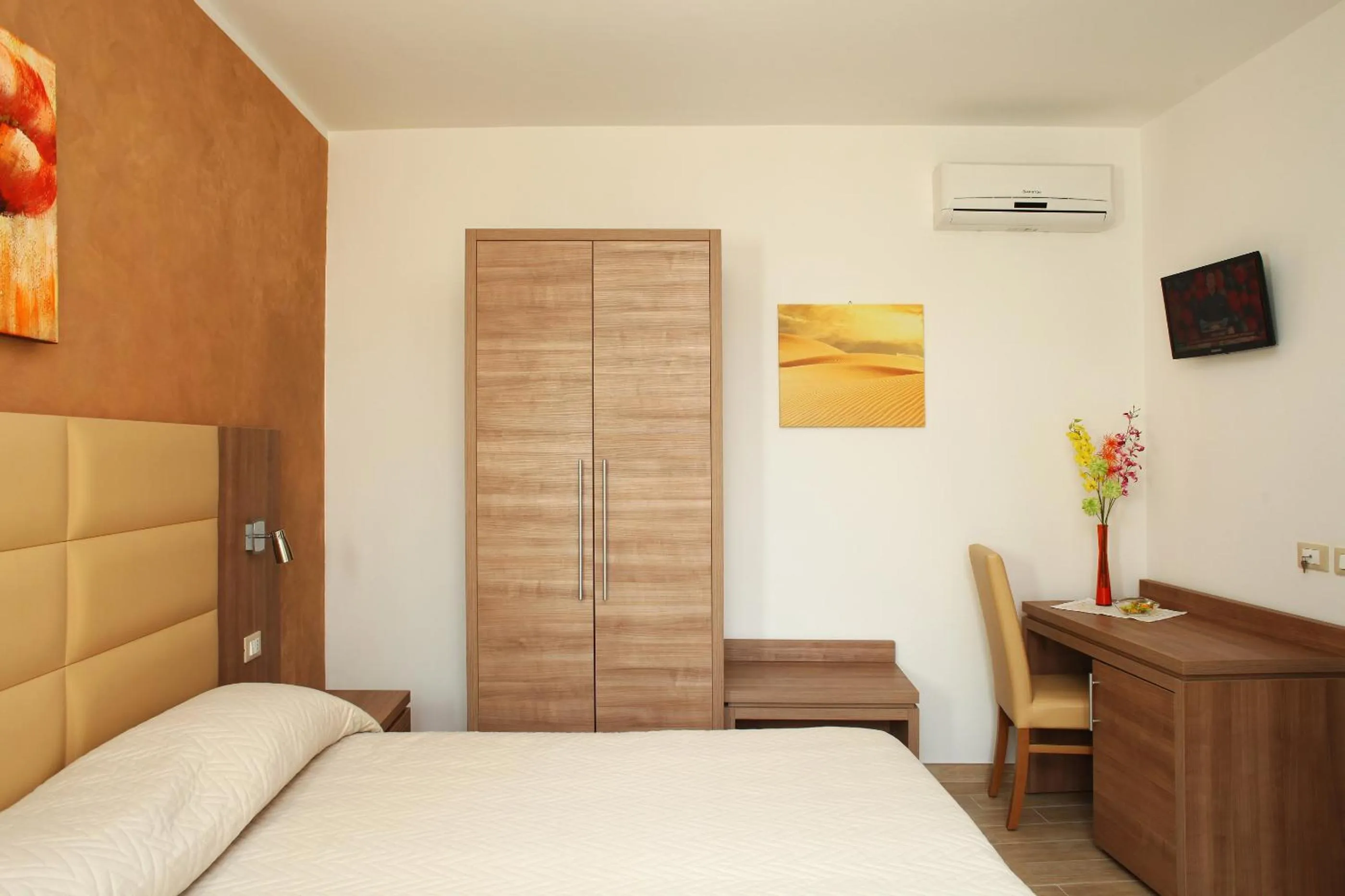 TV and multimedia in Coralia Bed & Breakfast