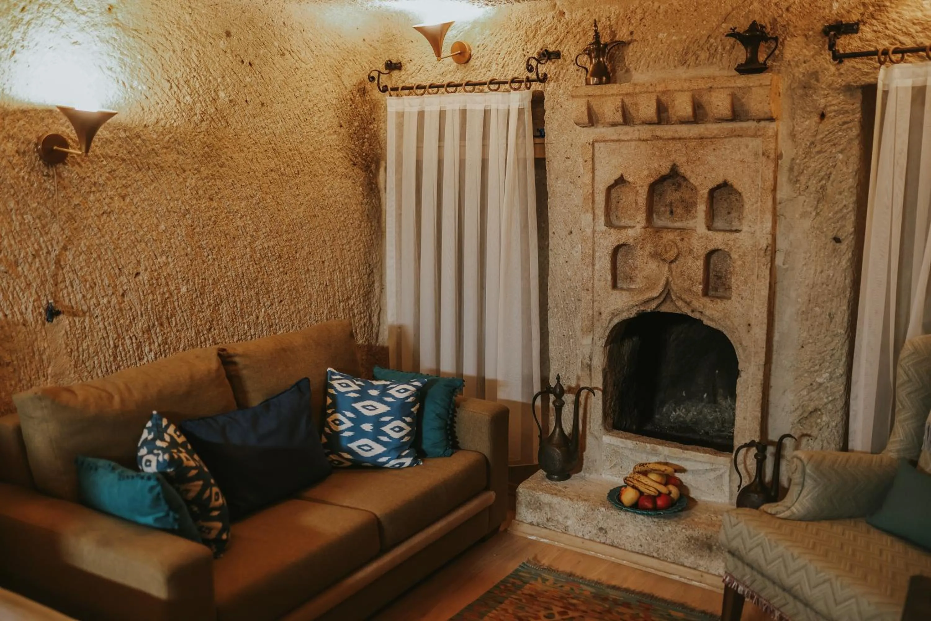 Seating area in Elaa Cave Hotel