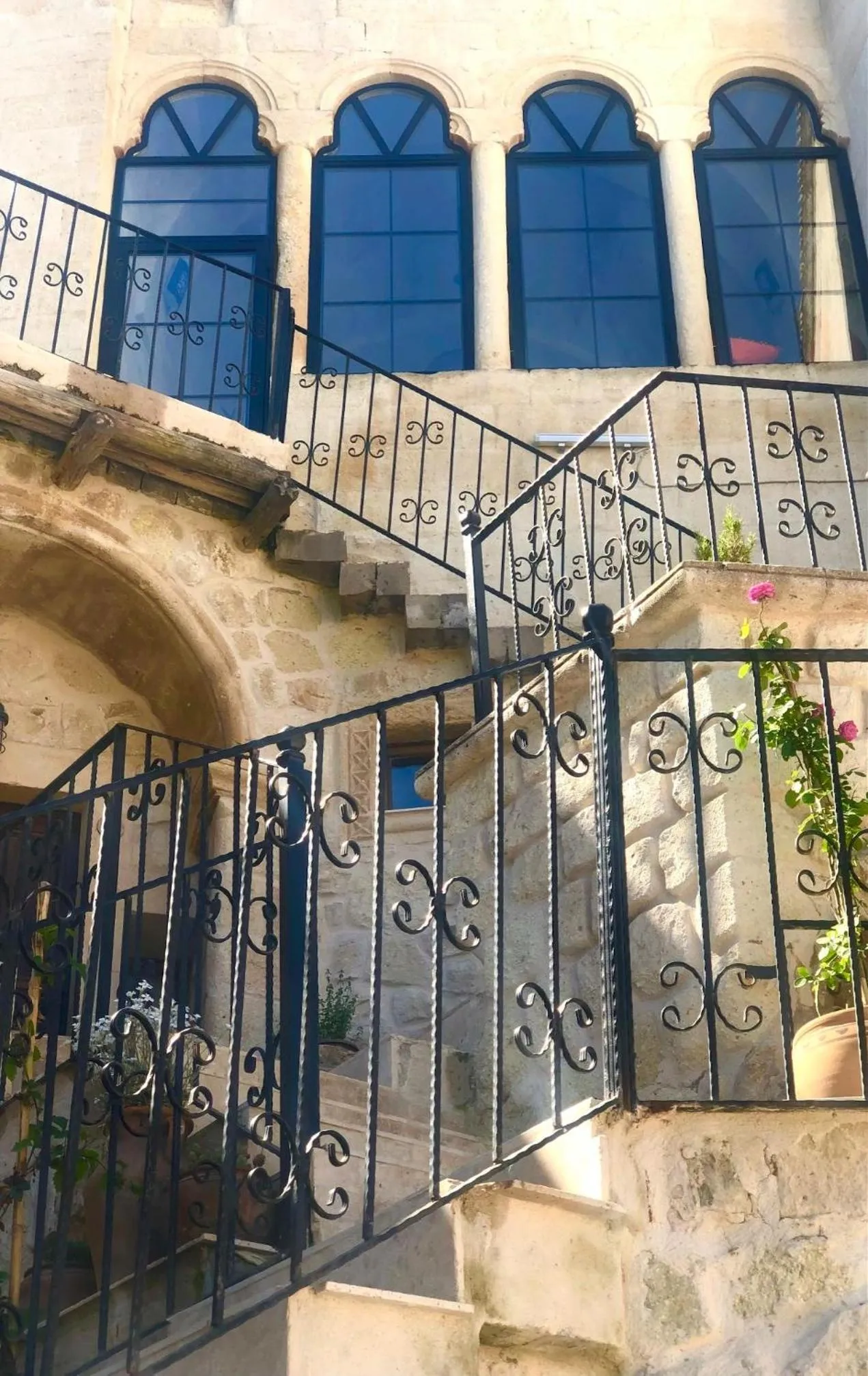 Facade/entrance in Elaa Cave Hotel
