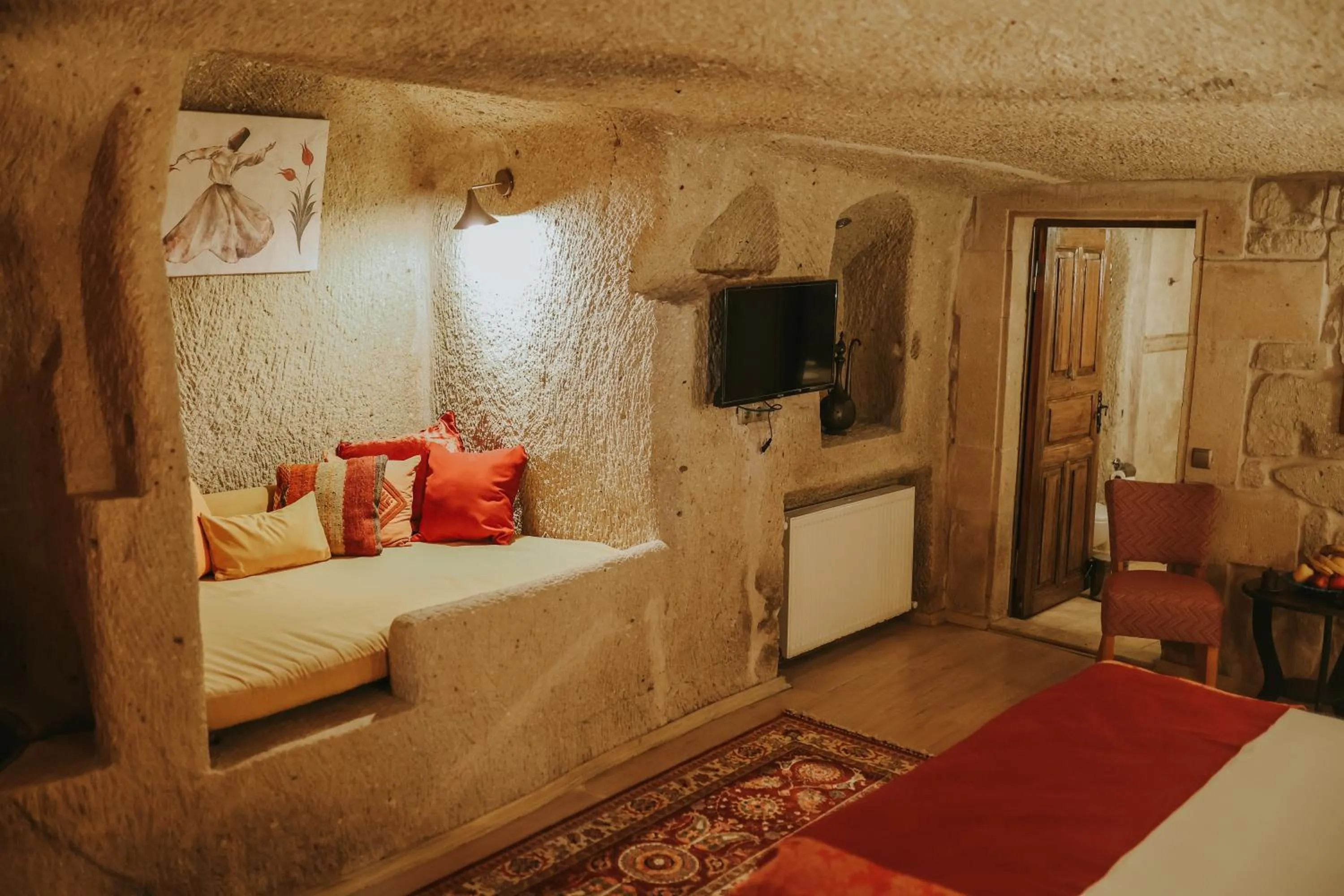 Photo of the whole room, Bed in Elaa Cave Hotel