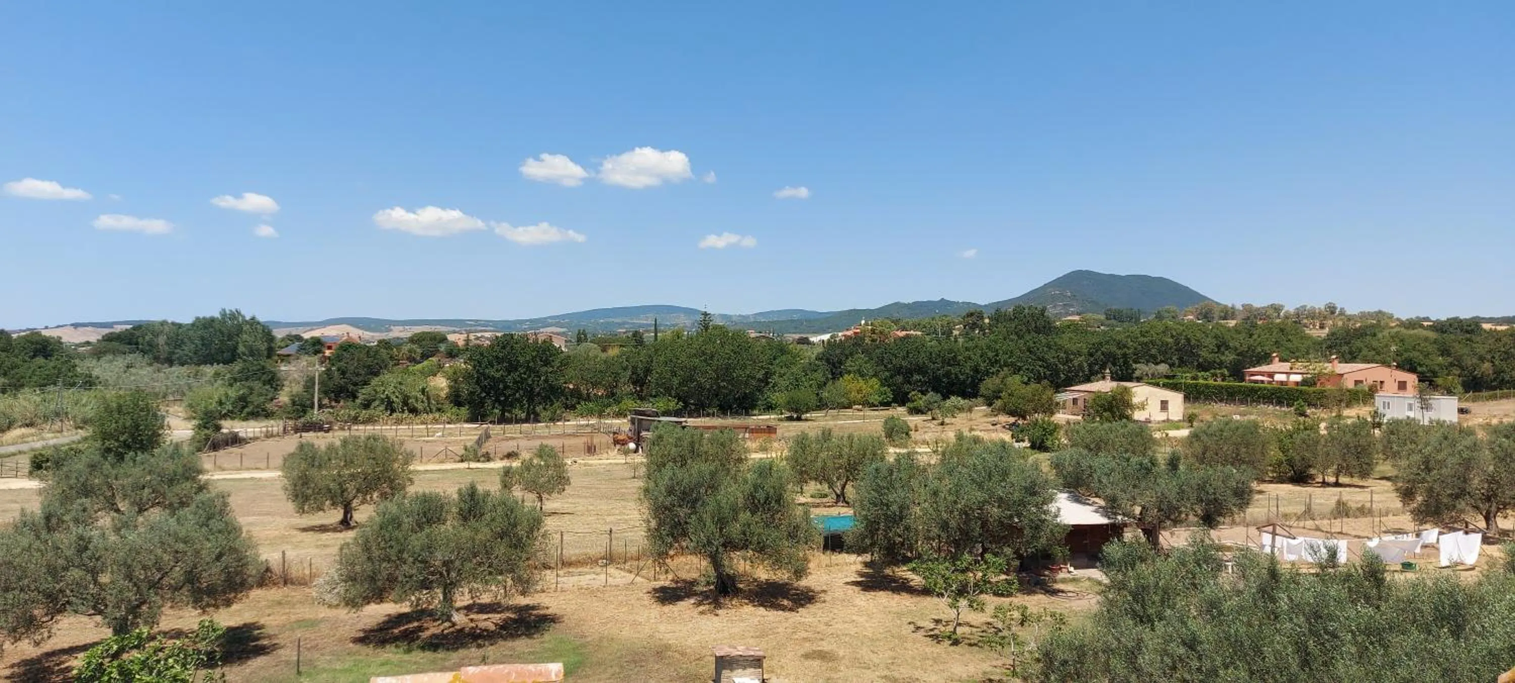 Property building in Villa Klinai