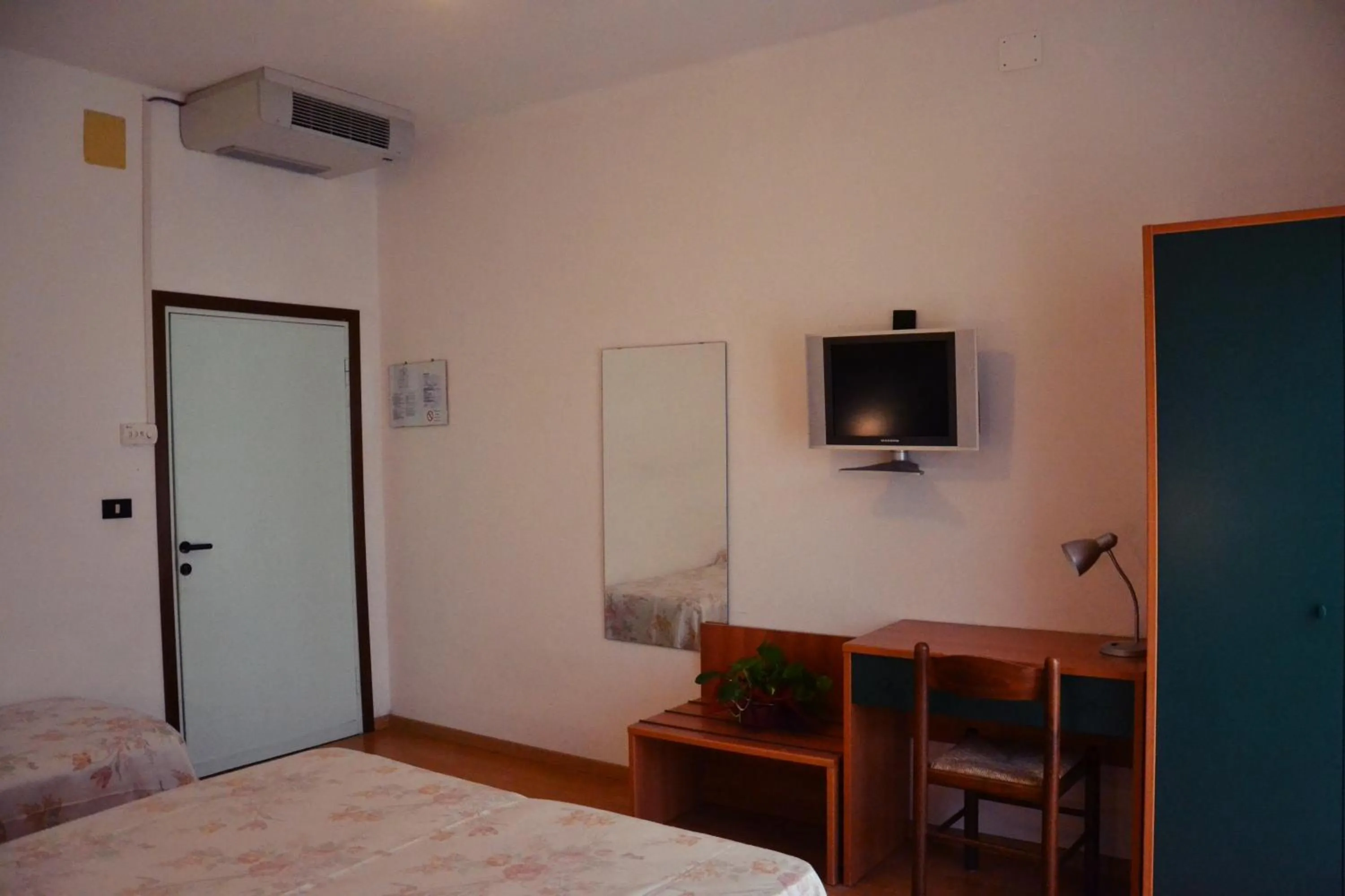 Bedroom in Hotel Rex