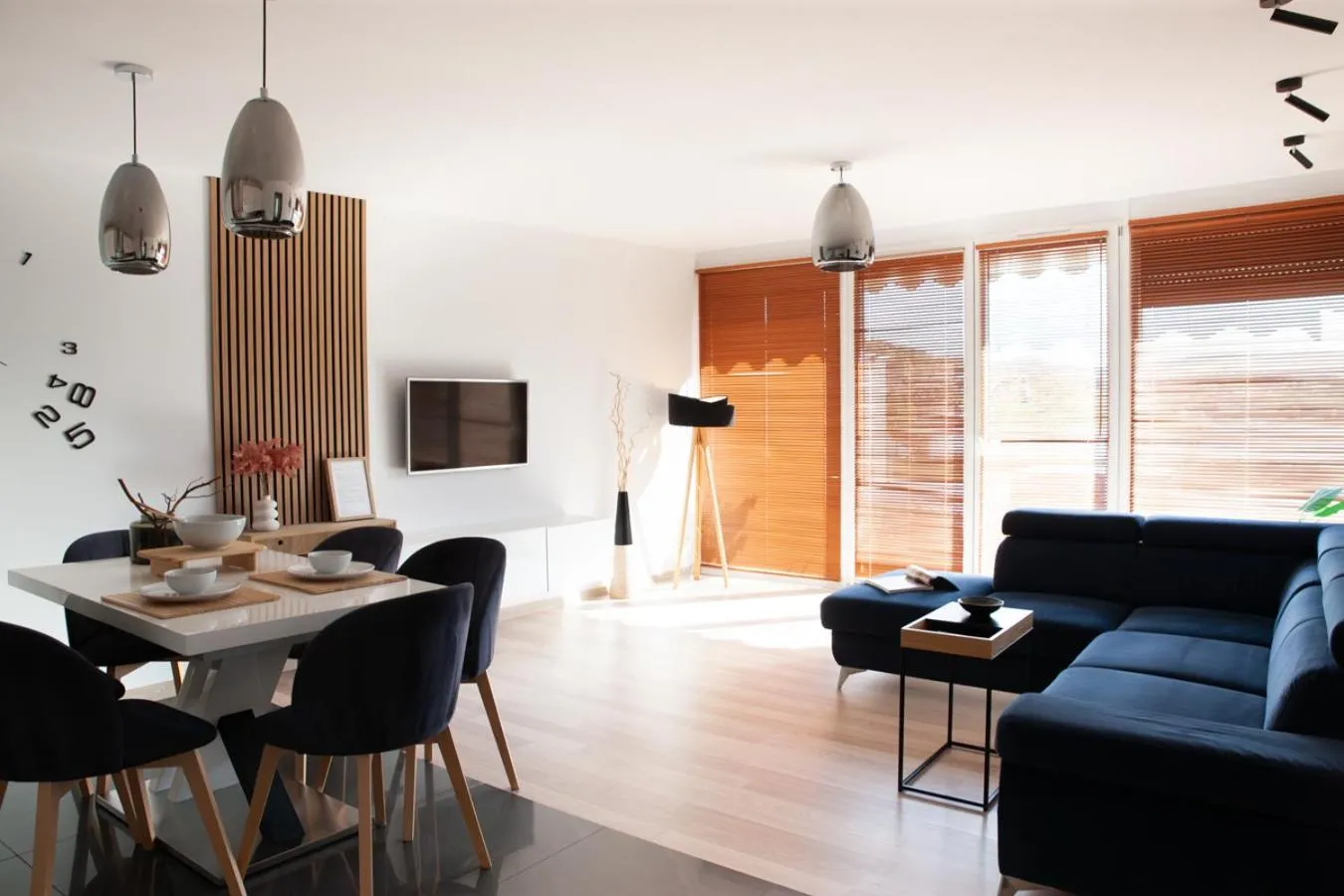 Communal lounge/ TV room in Apartament Słoneczny Gródek 30