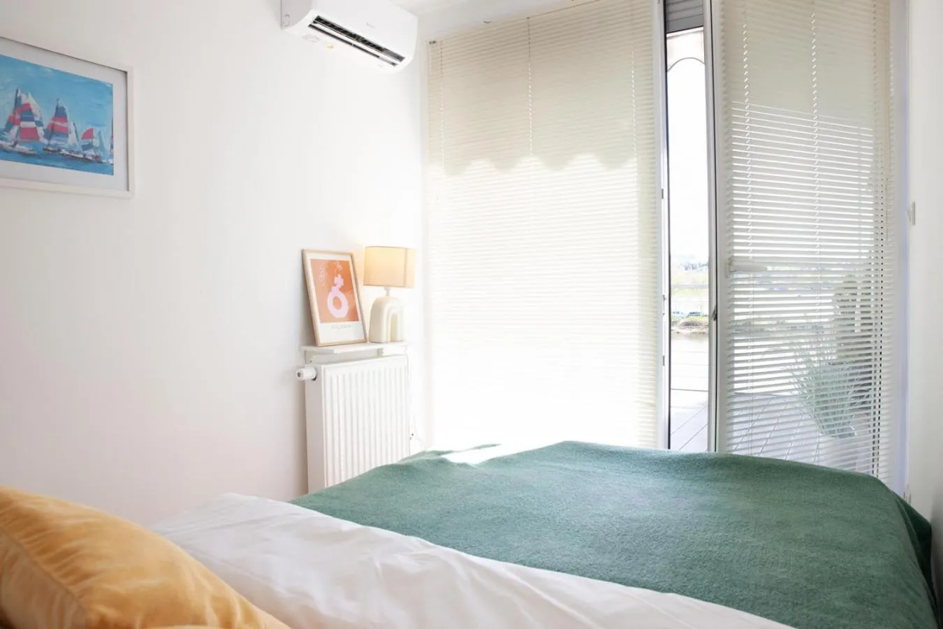 Bedroom, Bed in Apartament Słoneczny Gródek 30