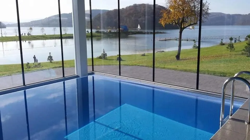 Lake view in Apartament Słoneczny Gródek 30