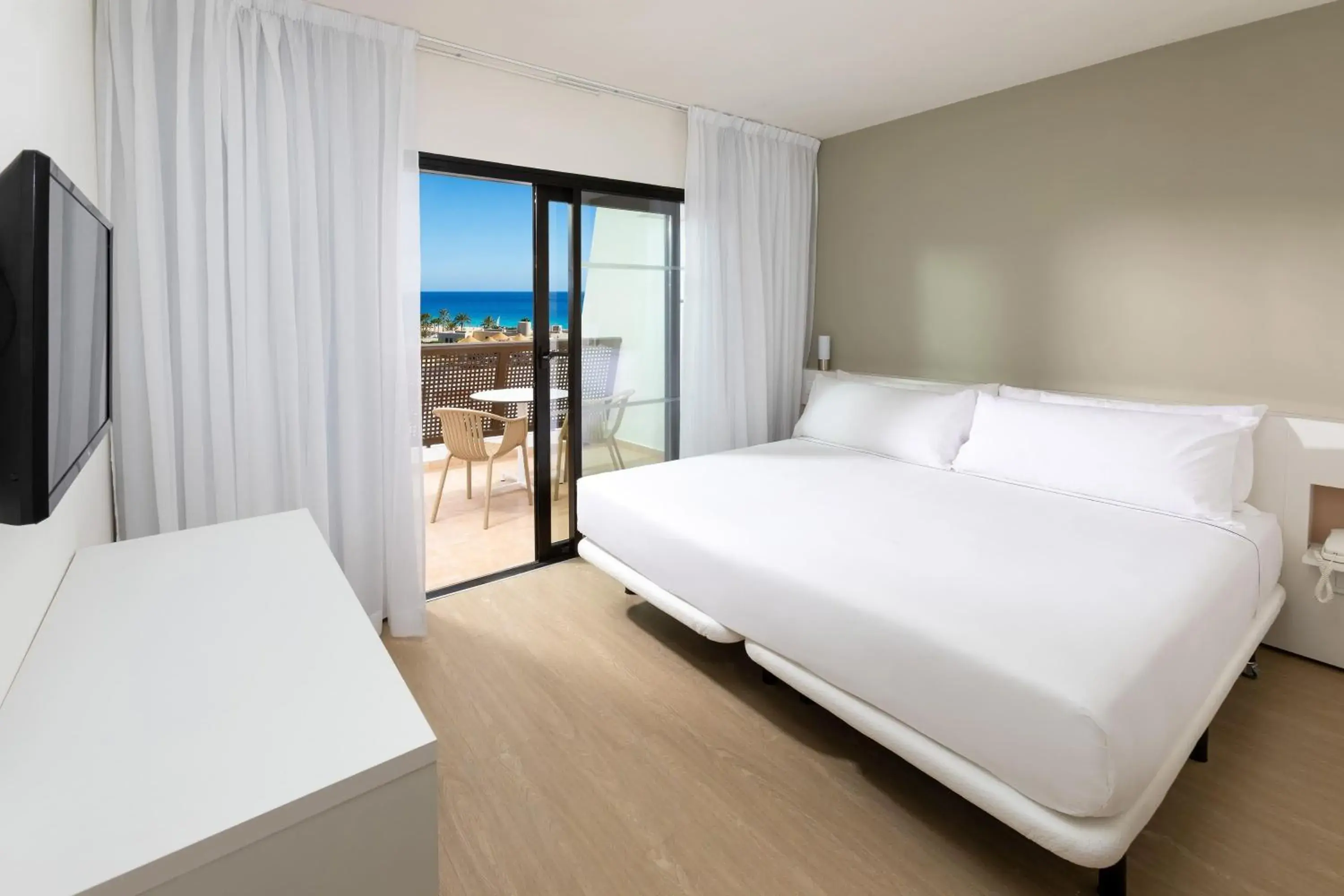 Bedroom, Bed in Sol Fuerteventura Jandia - All Suites Bedroom, Bed in Sol Fuerteventura Jandia - All Suites