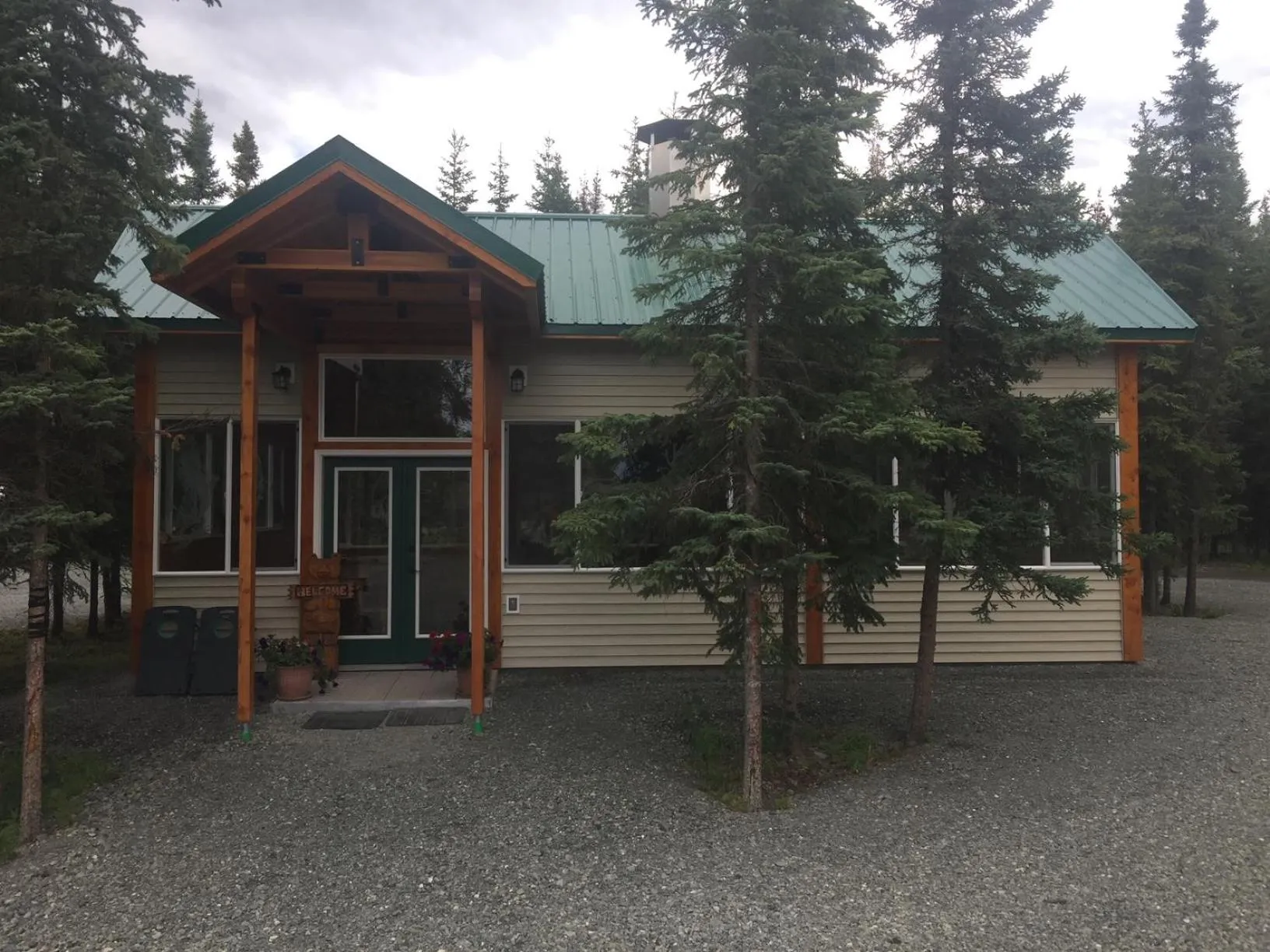 Property building in Eagle's Eye Vacation Rentals