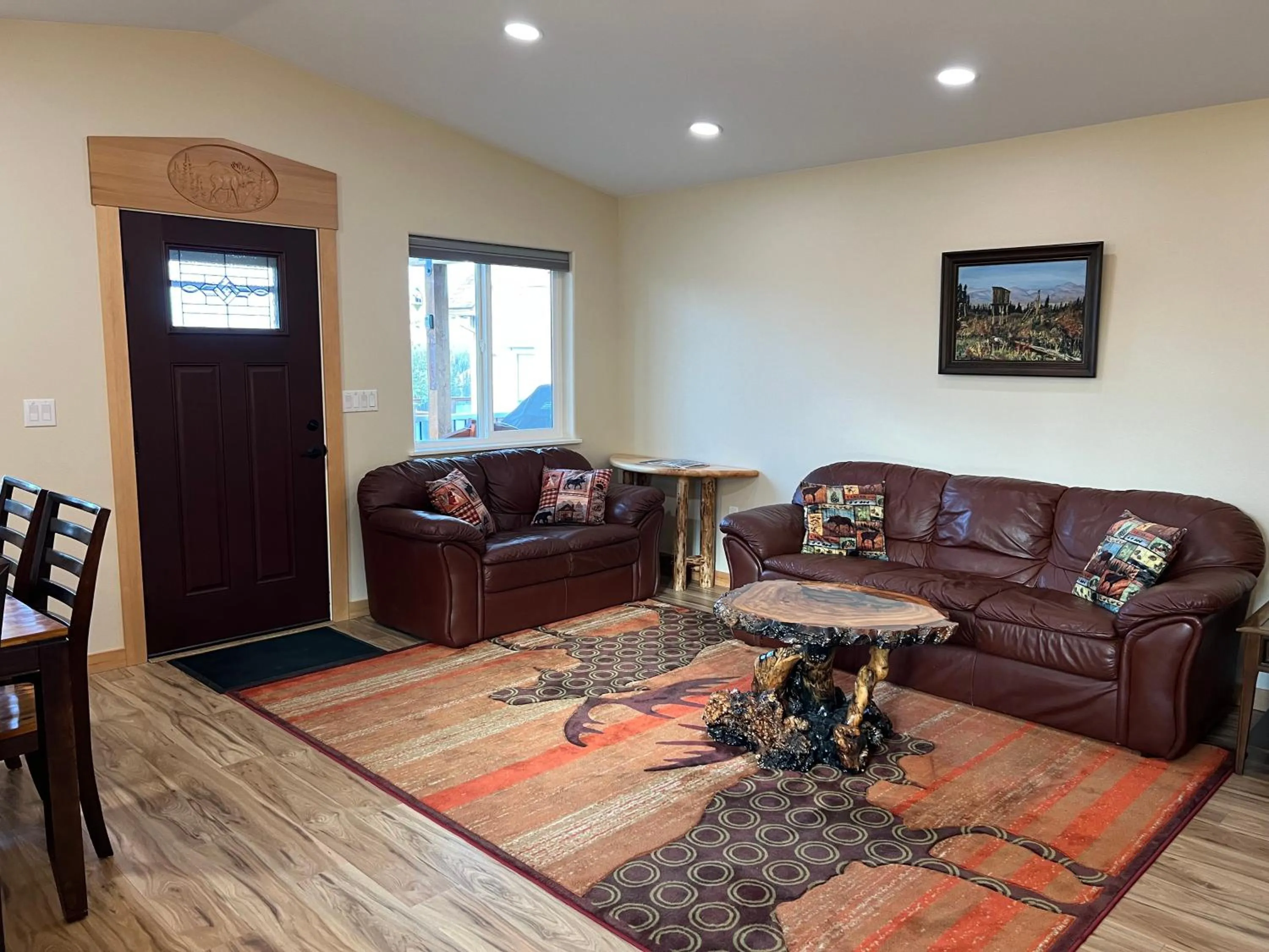 Living room in Eagle's Eye Vacation Rentals