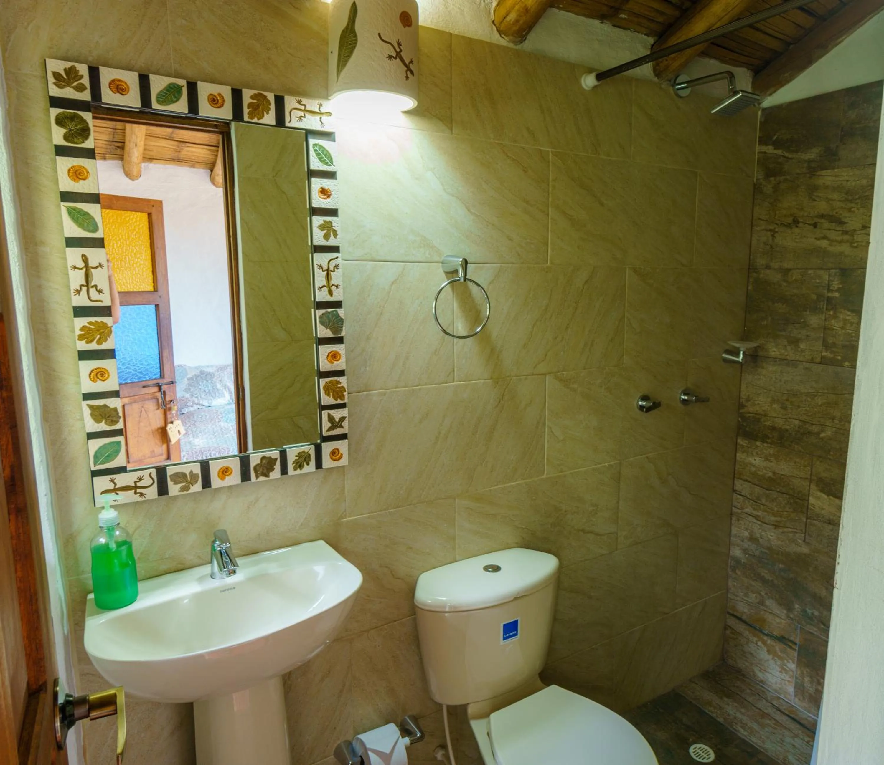 Bathroom in Renacer