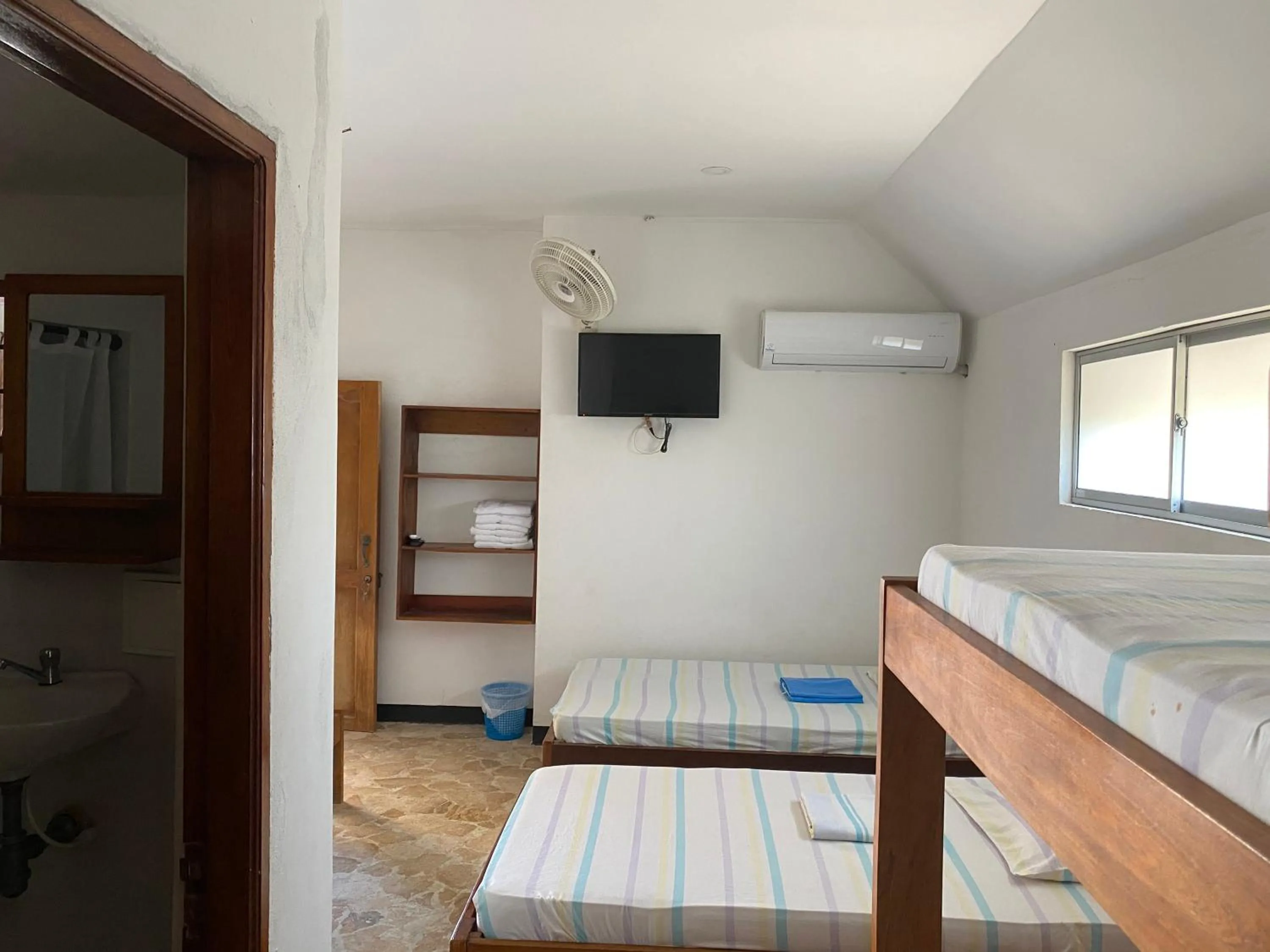 Photo of the whole room in Hotel Villa del Mar Coveñas