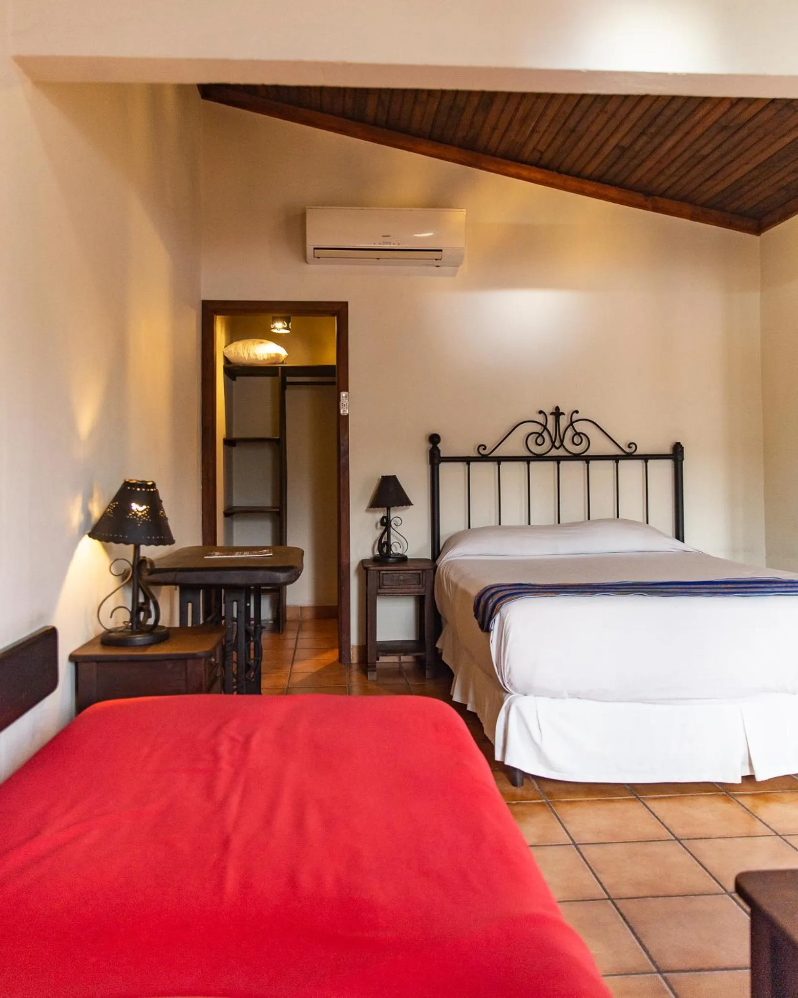 Bedroom, Bed in Hotel Plaza Yat Balam