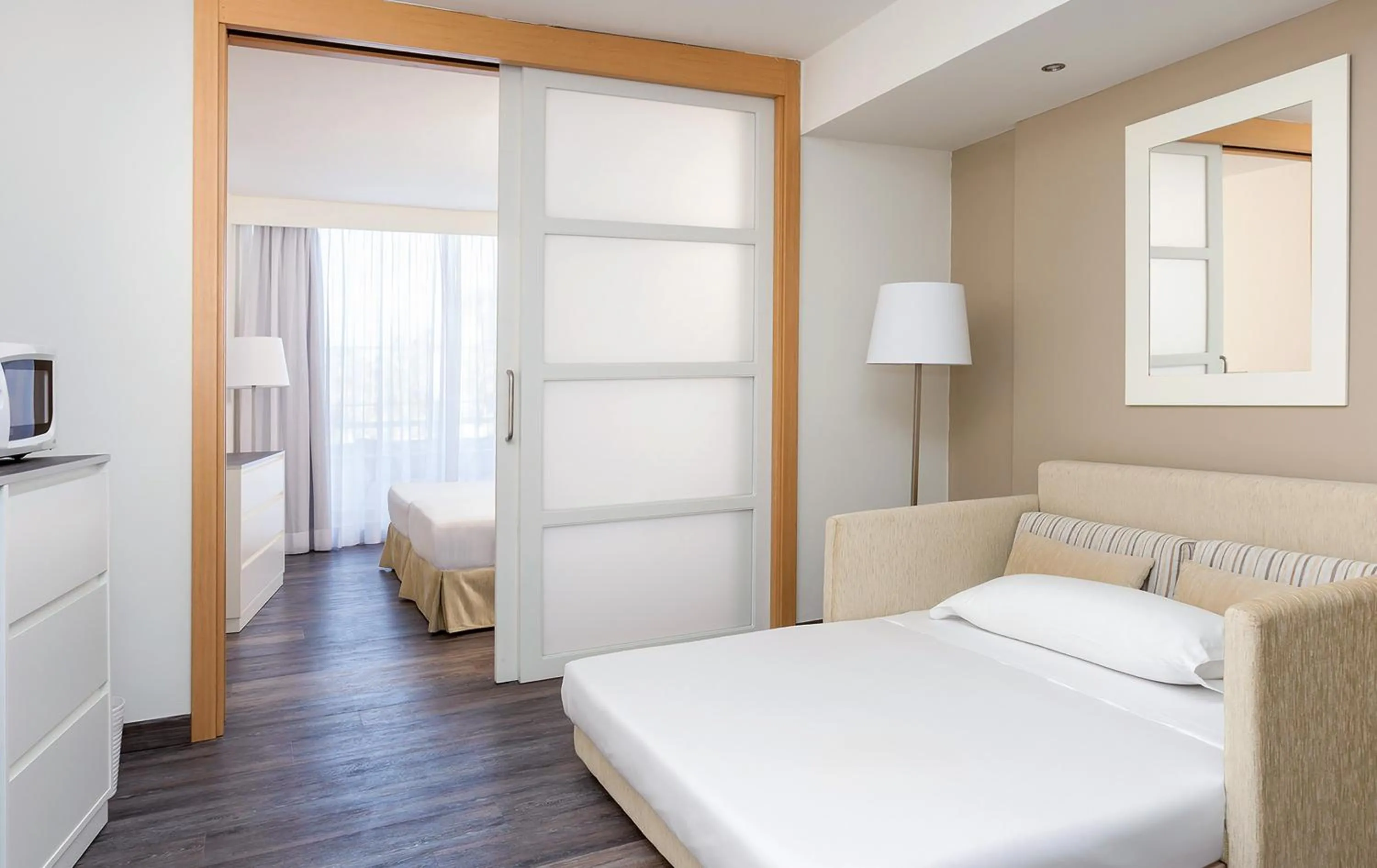 Bed in Sol Lanzarote - All Inclusive