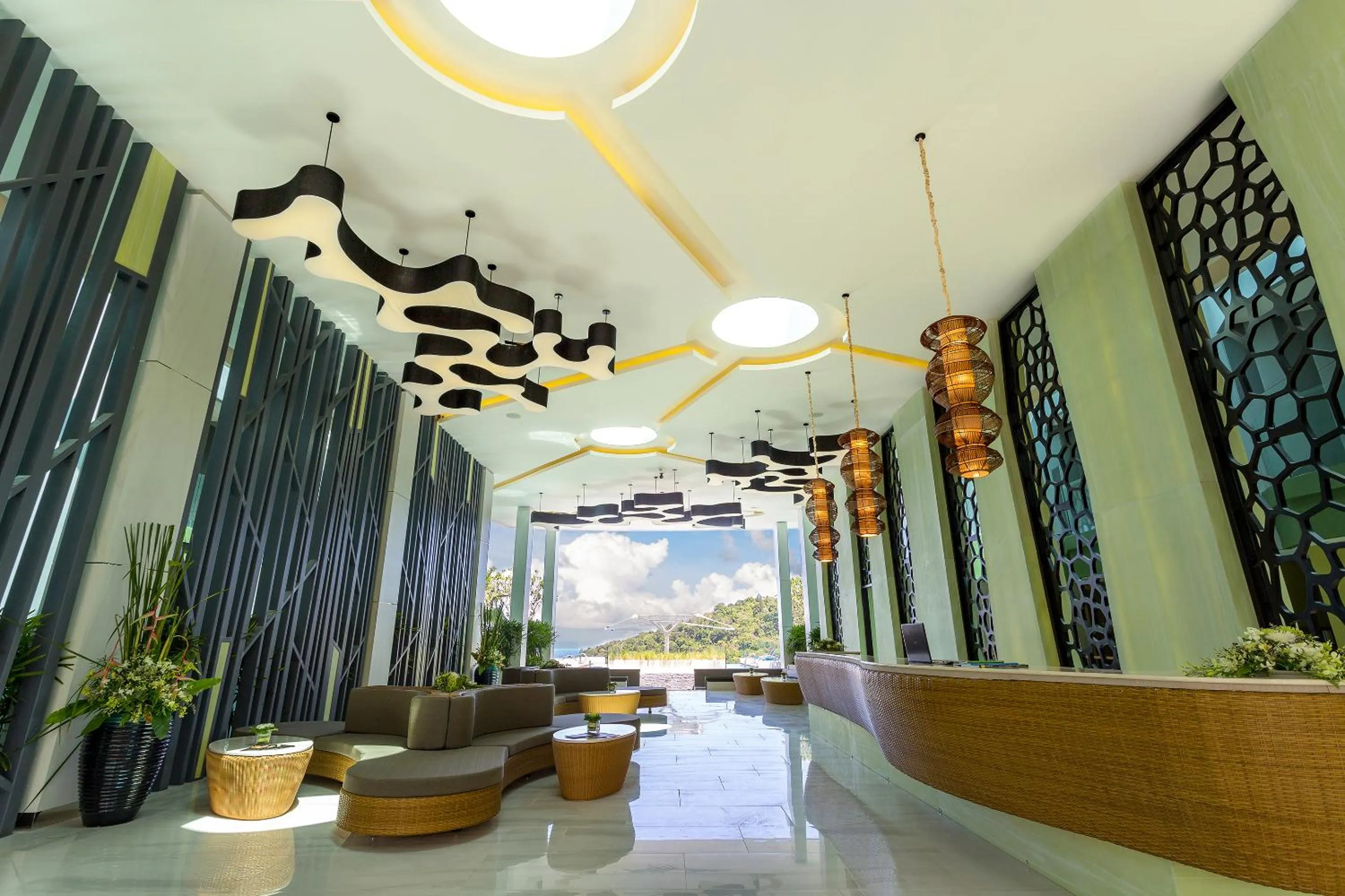 Lobby or reception in Crest Resort & Pool Villas - SHA Extra Plus