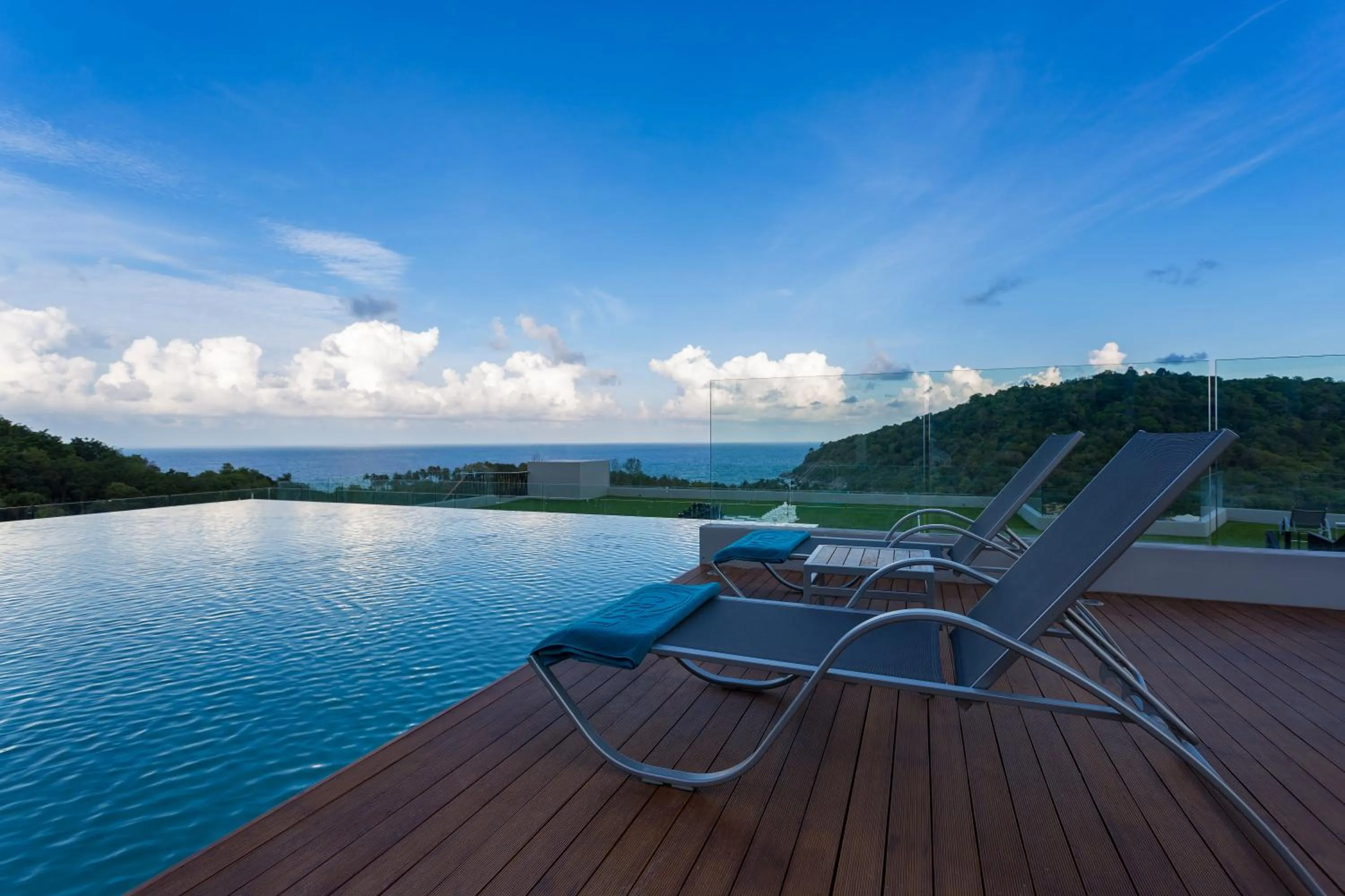 Swimming pool in Crest Resort & Pool Villas - SHA Extra Plus