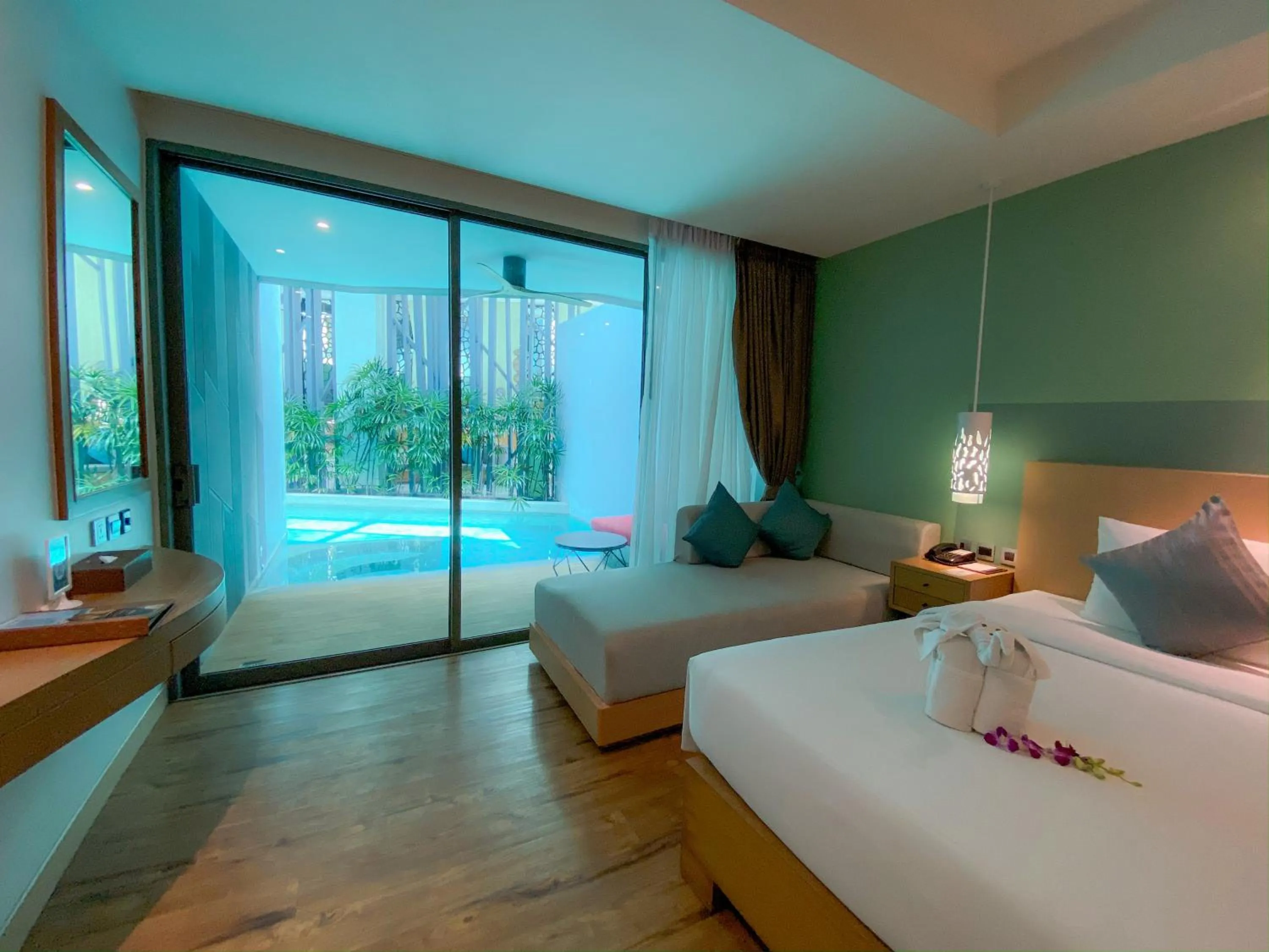 Balcony/Terrace, Bed in Crest Resort & Pool Villas - SHA Extra Plus