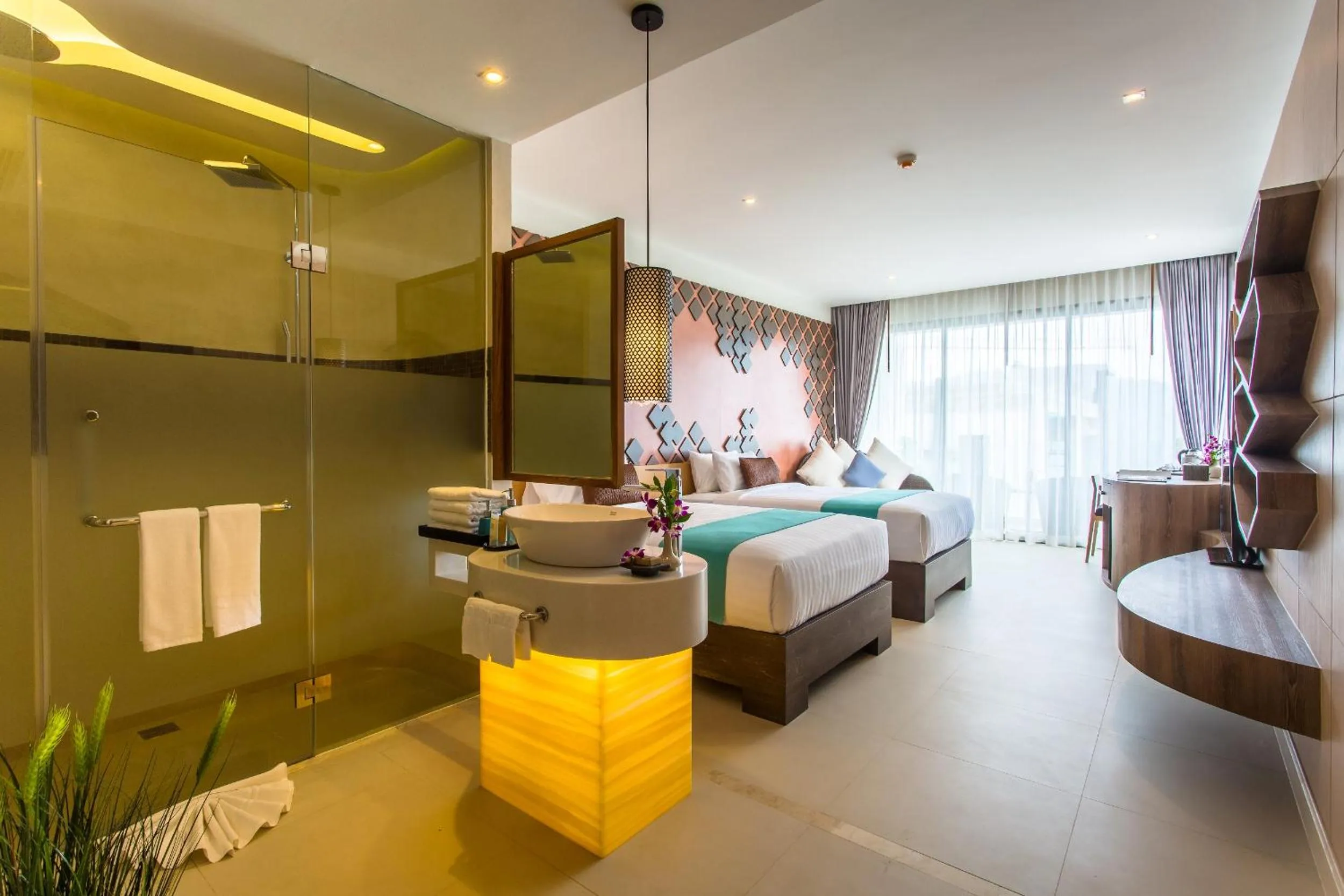 Photo of the whole room, Bed in Crest Resort & Pool Villas - SHA Extra Plus