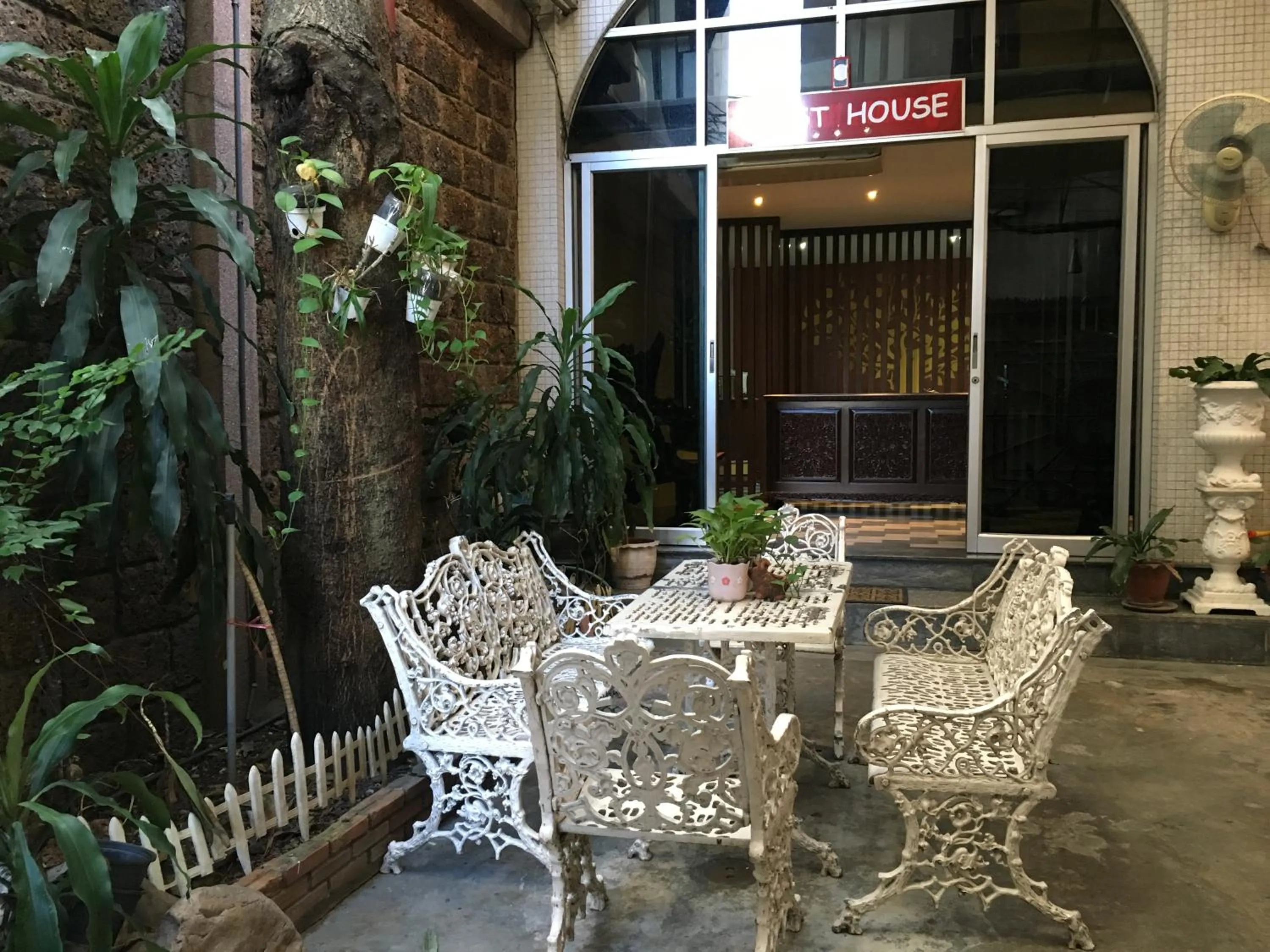 Facade/entrance in The Grand Palace Hotel