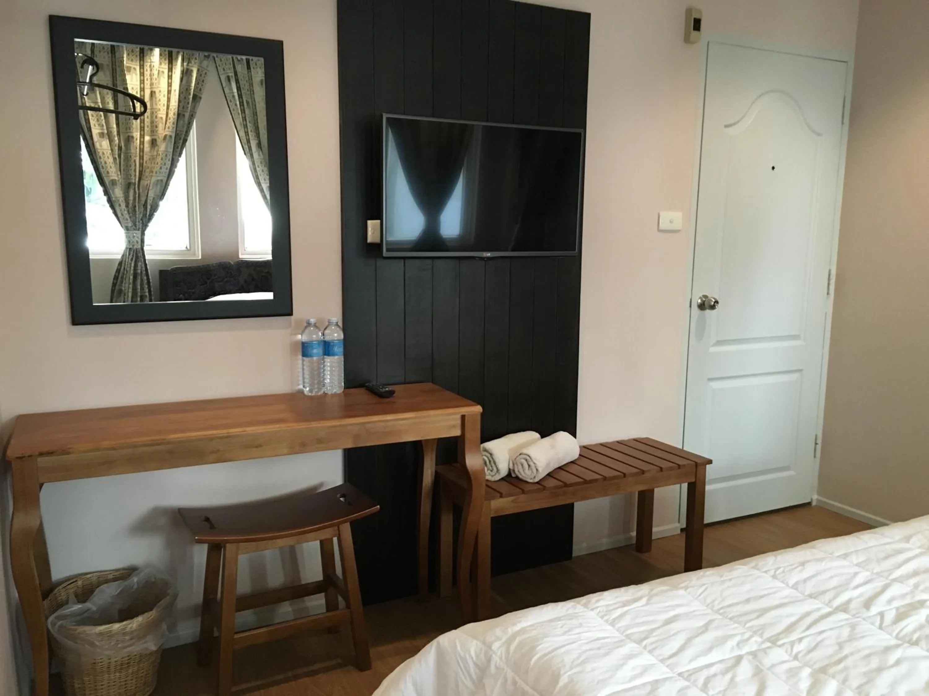 TV and multimedia, Bed in The Grand Palace Hotel