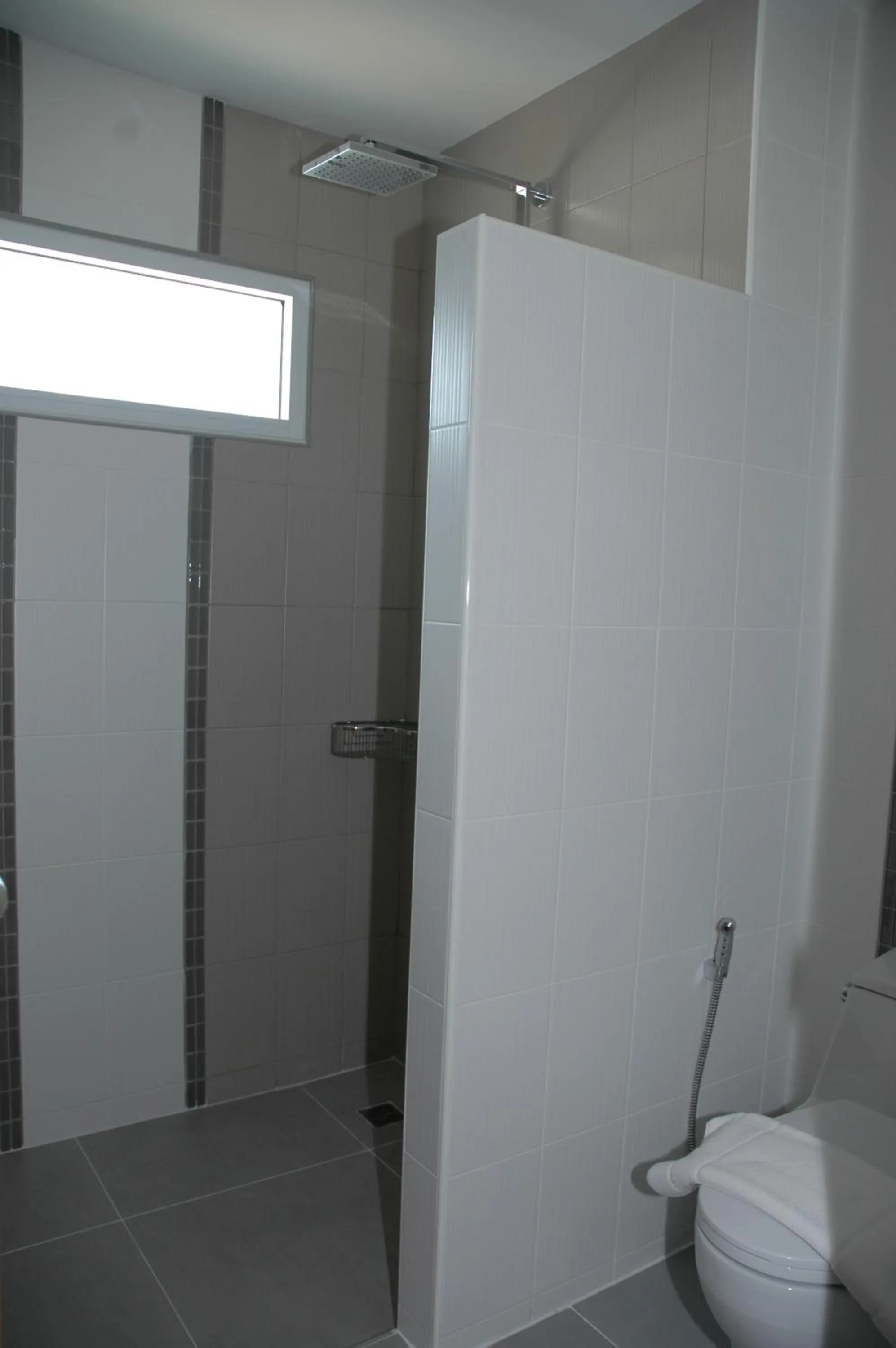 Bathroom in East Shore Pattaya Resort