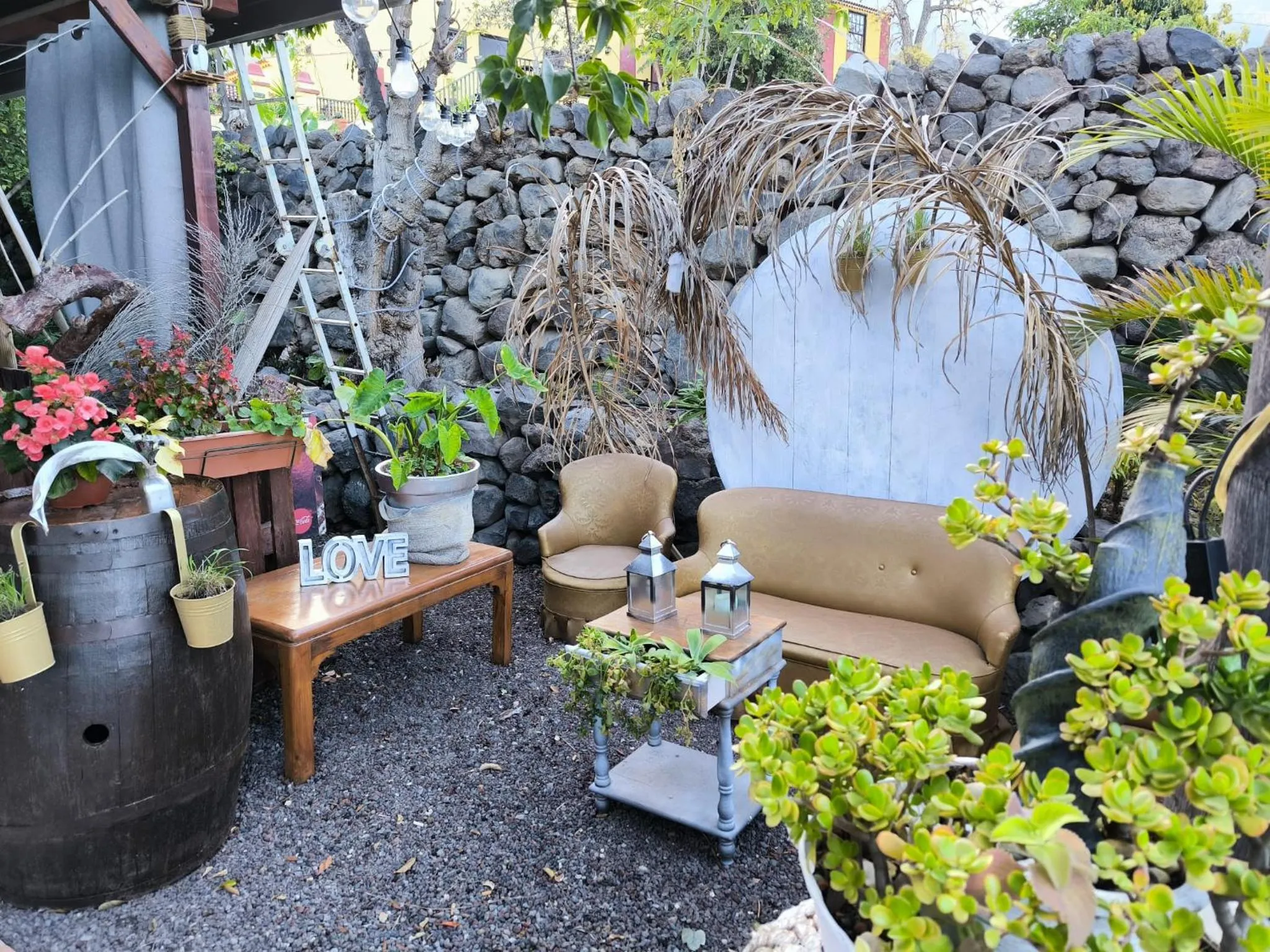 Patio in Hotel Rural La Raya 1866