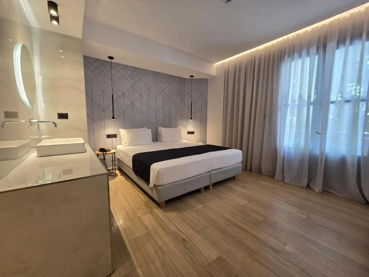 Photo of the whole room in Nireus Hotel